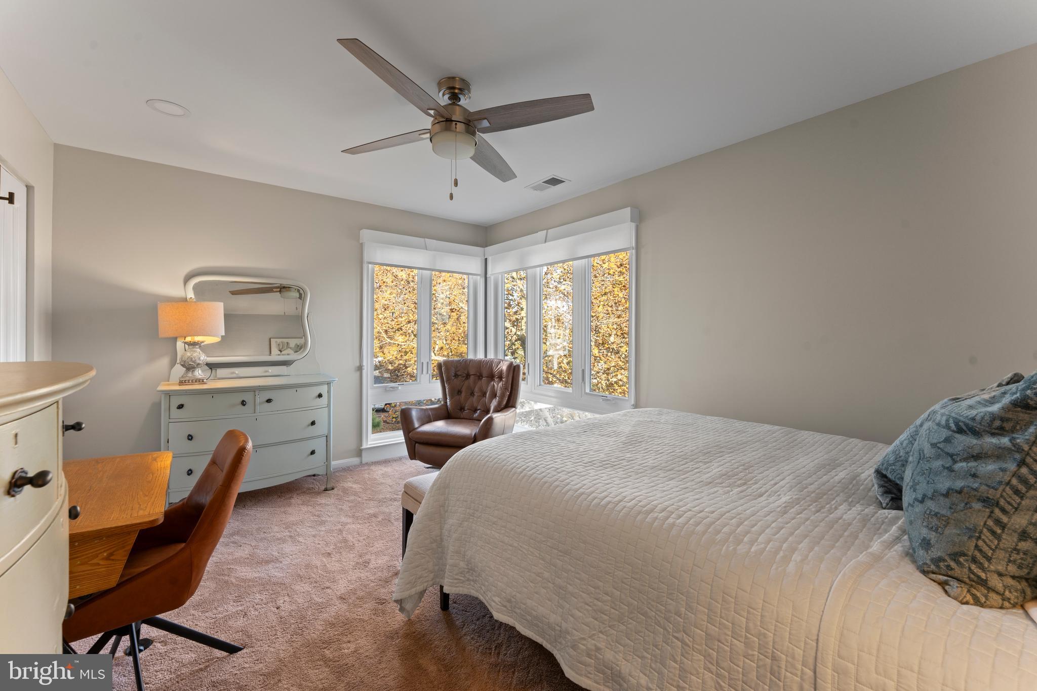 OYSTER COVE - Residential