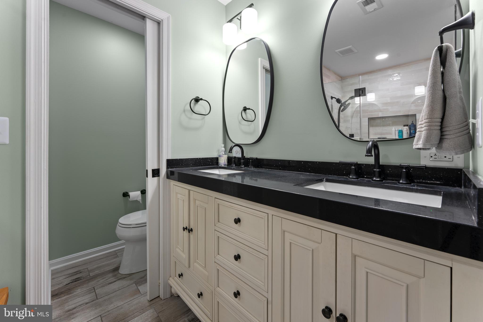 OYSTER COVE - Residential