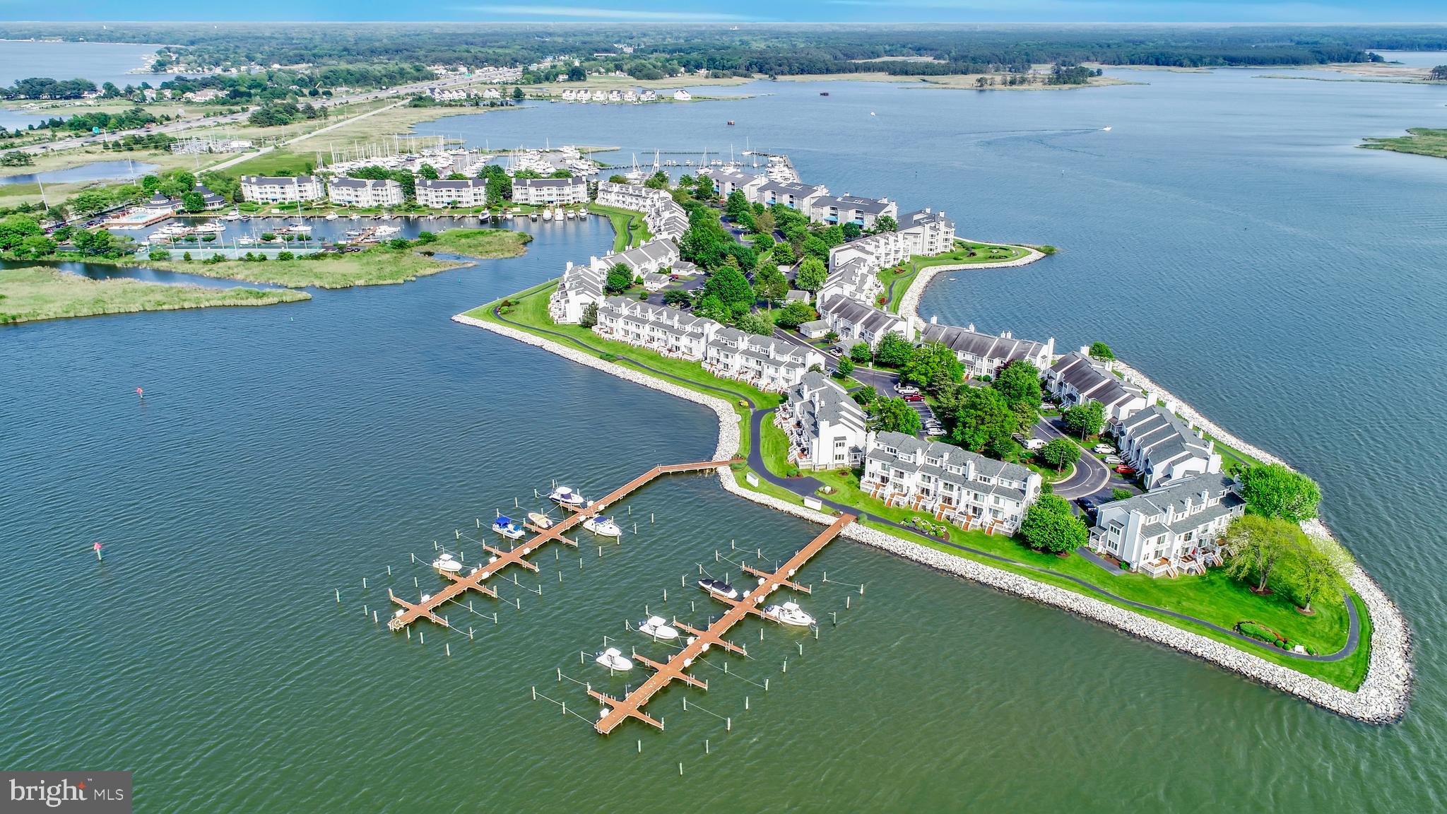 OYSTER COVE - Residential