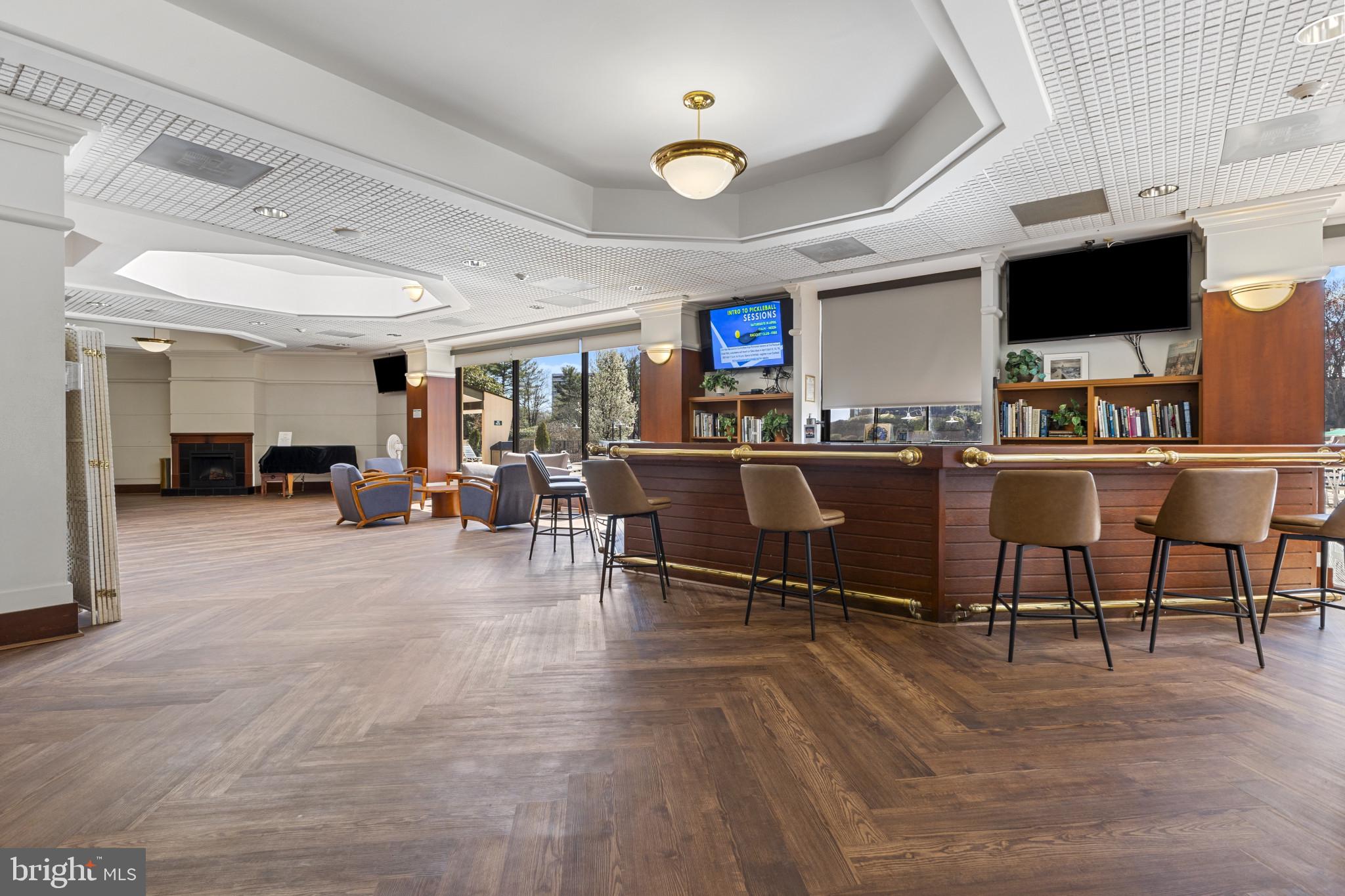 WATERGATE AT LANDMARK - Residential