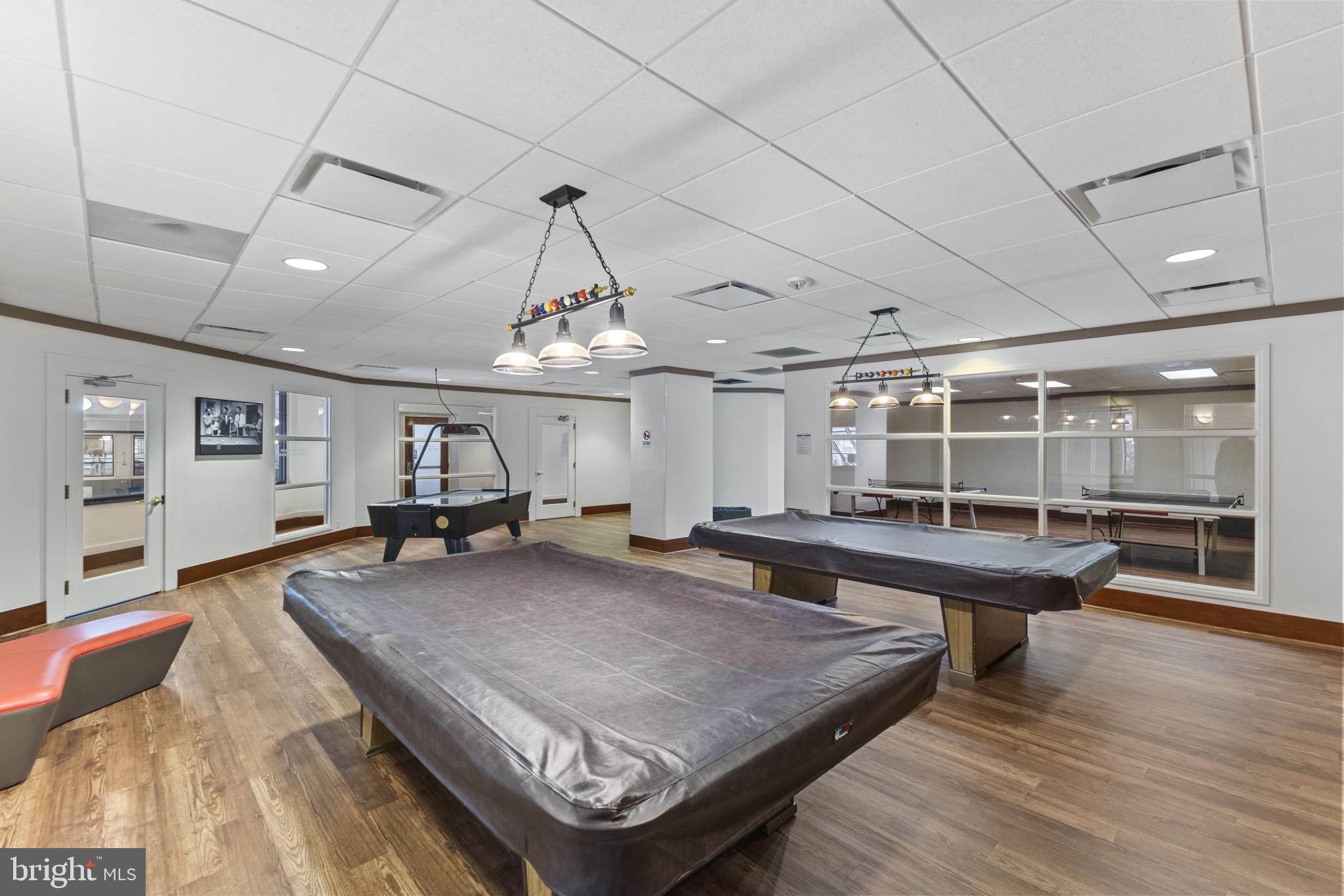 WATERGATE AT LANDMARK - Residential