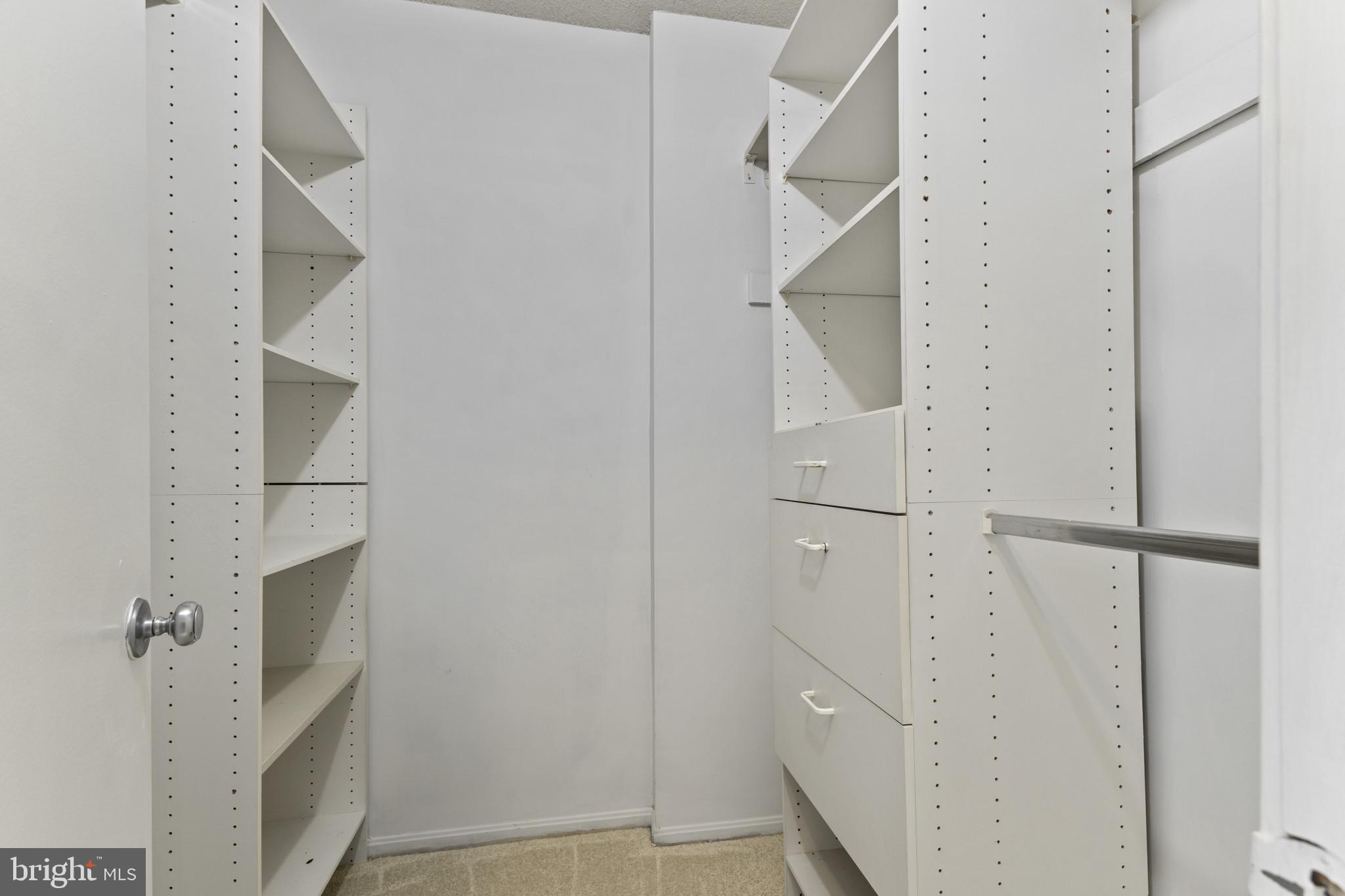 WATERGATE AT LANDMARK - Residential