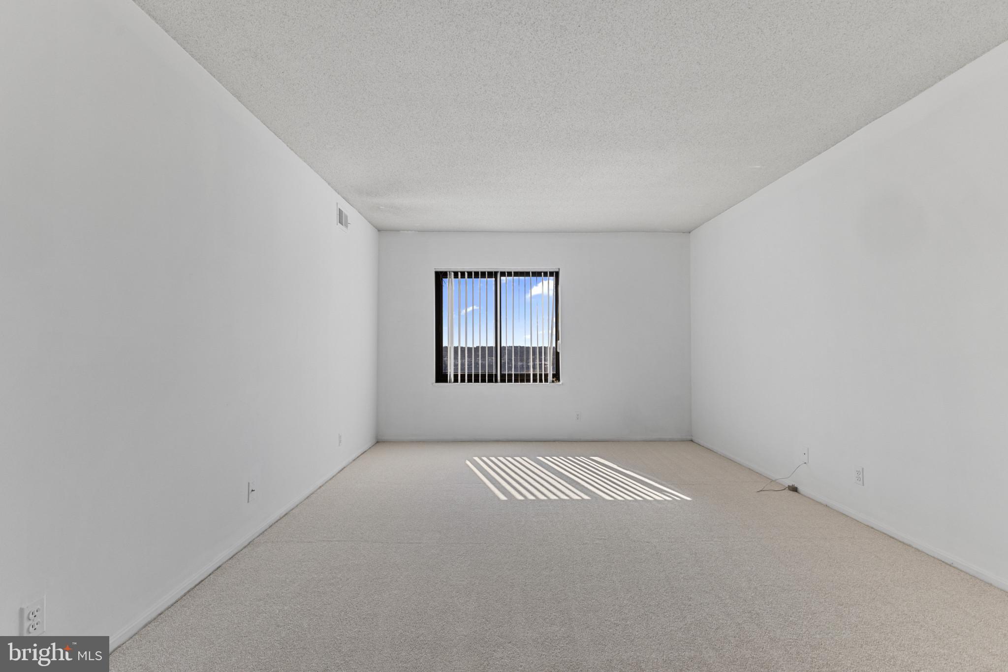 WATERGATE AT LANDMARK - Residential