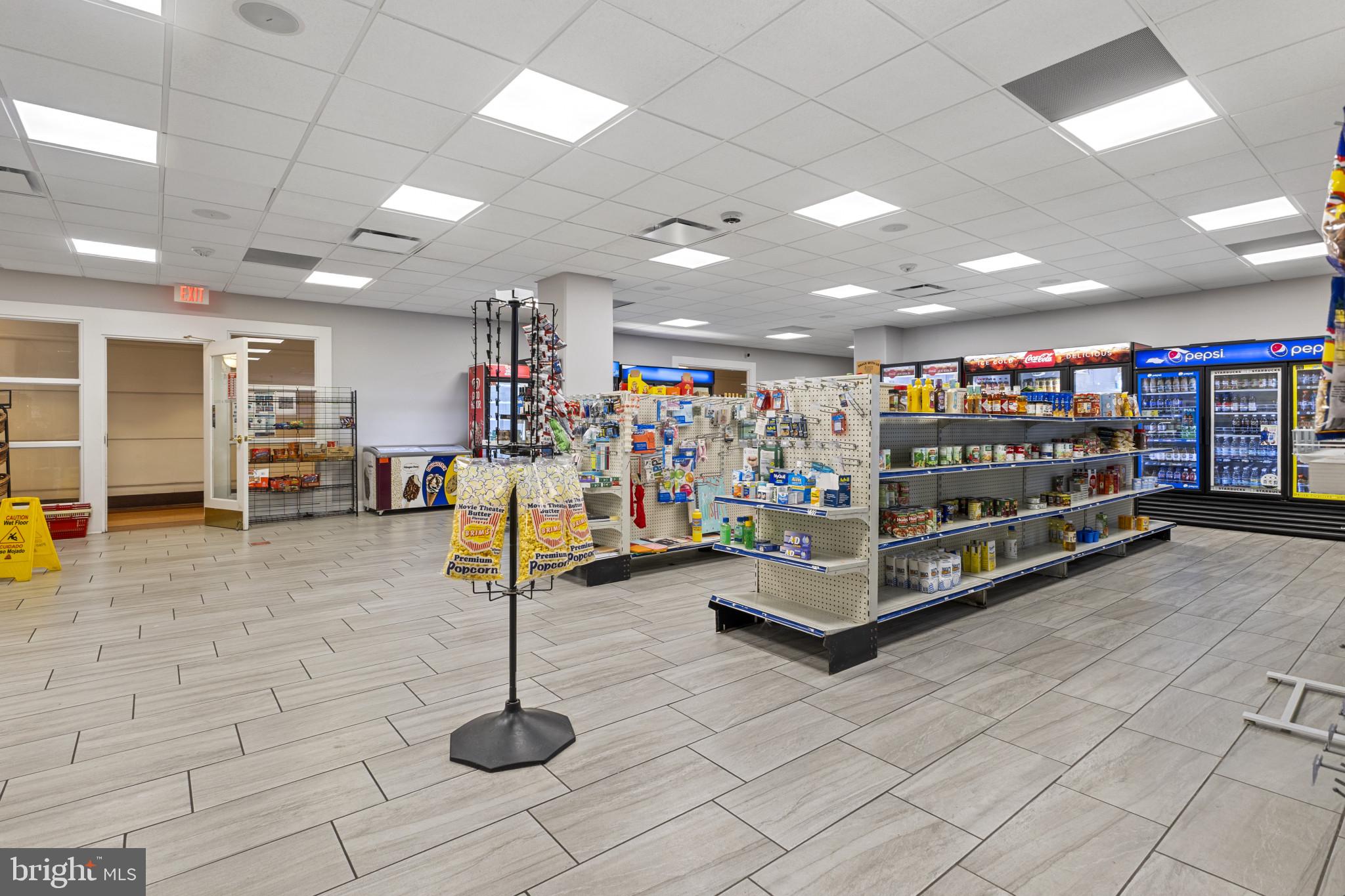 WATERGATE AT LANDMARK - Residential