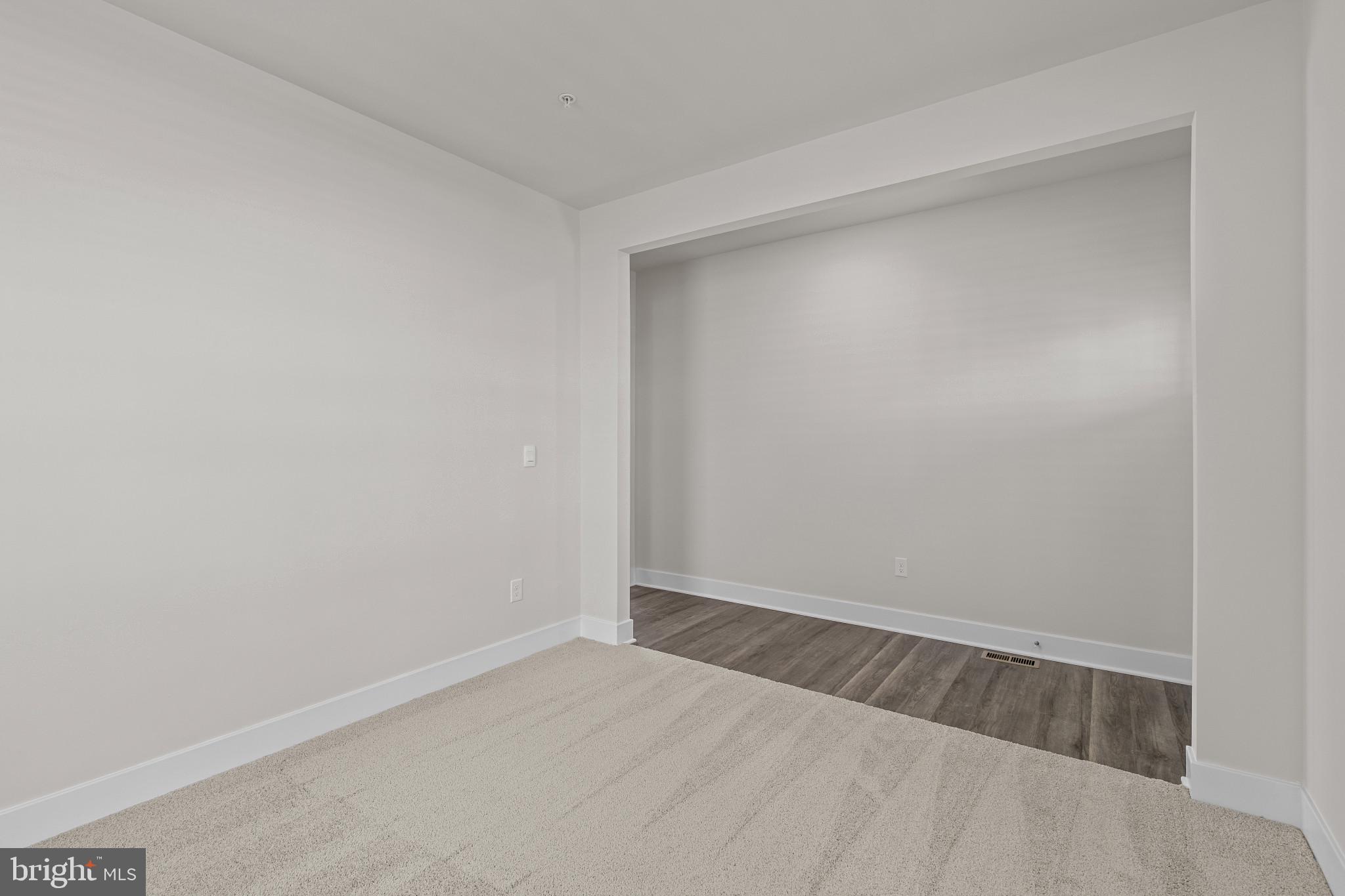 5208 MANOR PARK DRIVE