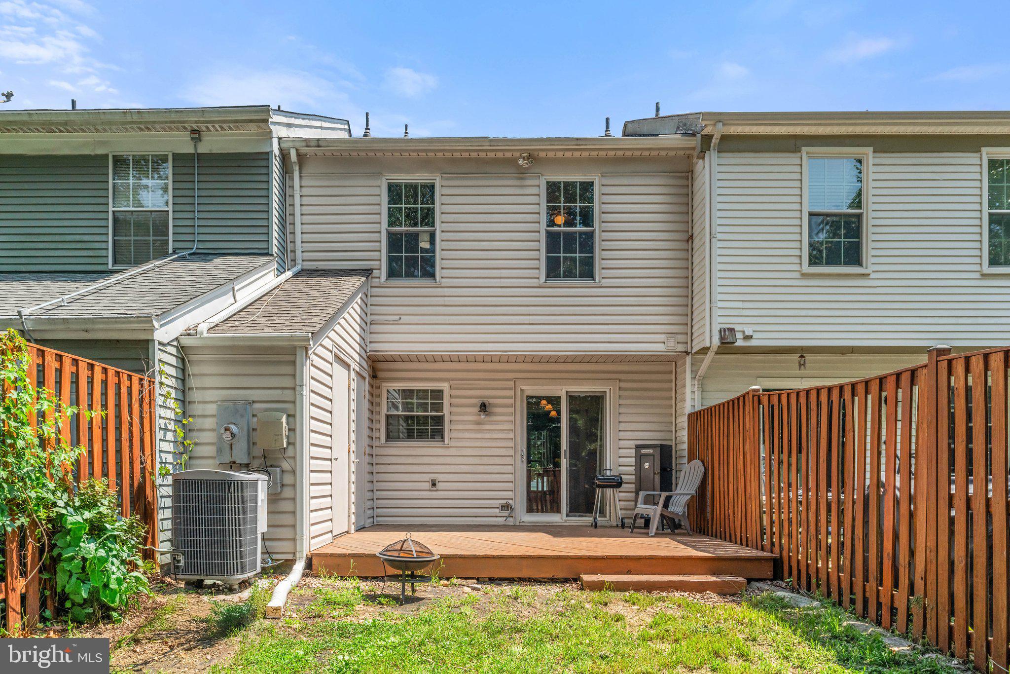 SUMMERHILL - Residential Lease