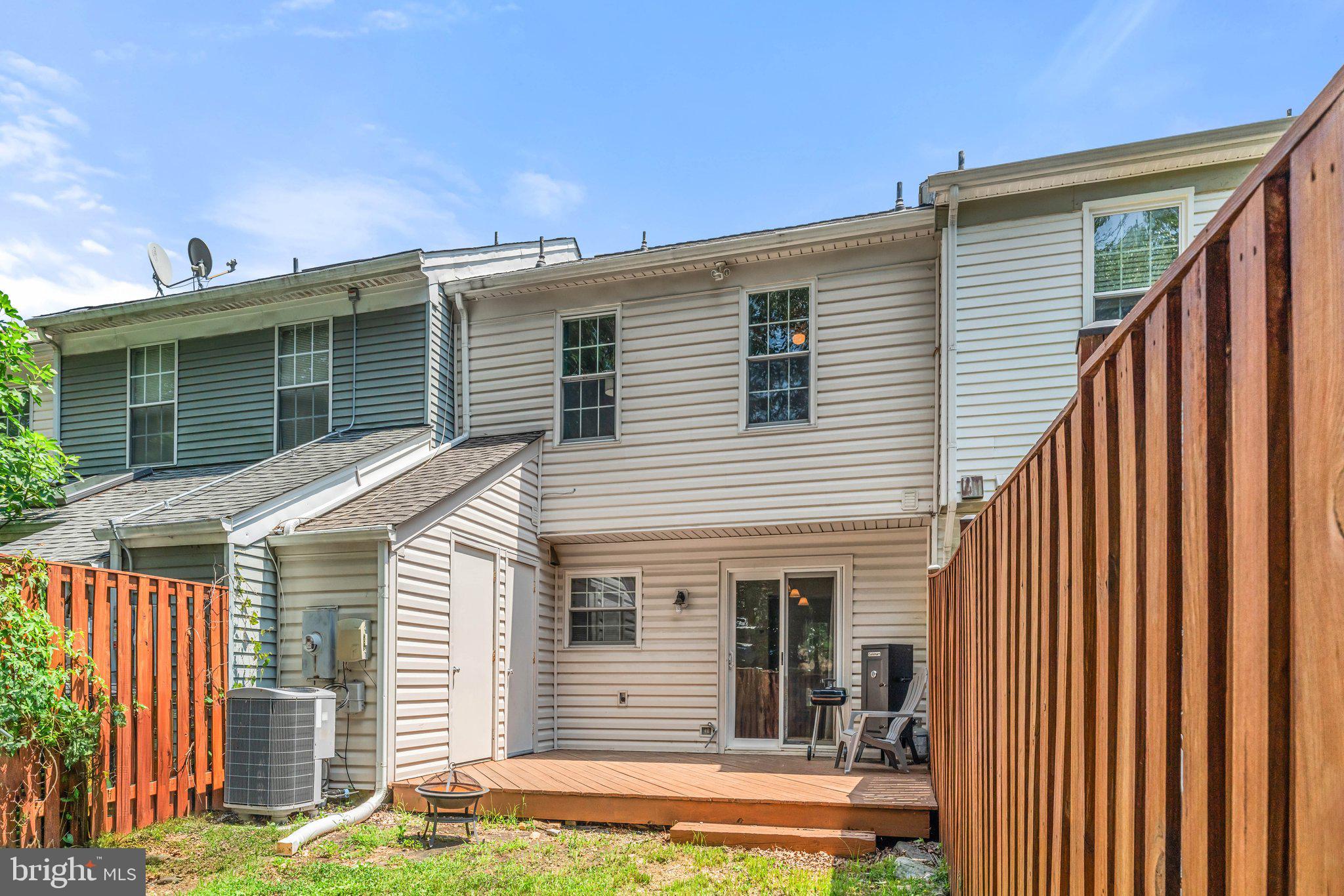 SUMMERHILL - Residential Lease