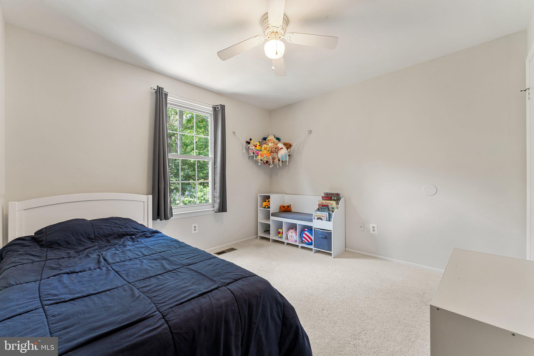 SUMMERHILL - Residential Lease