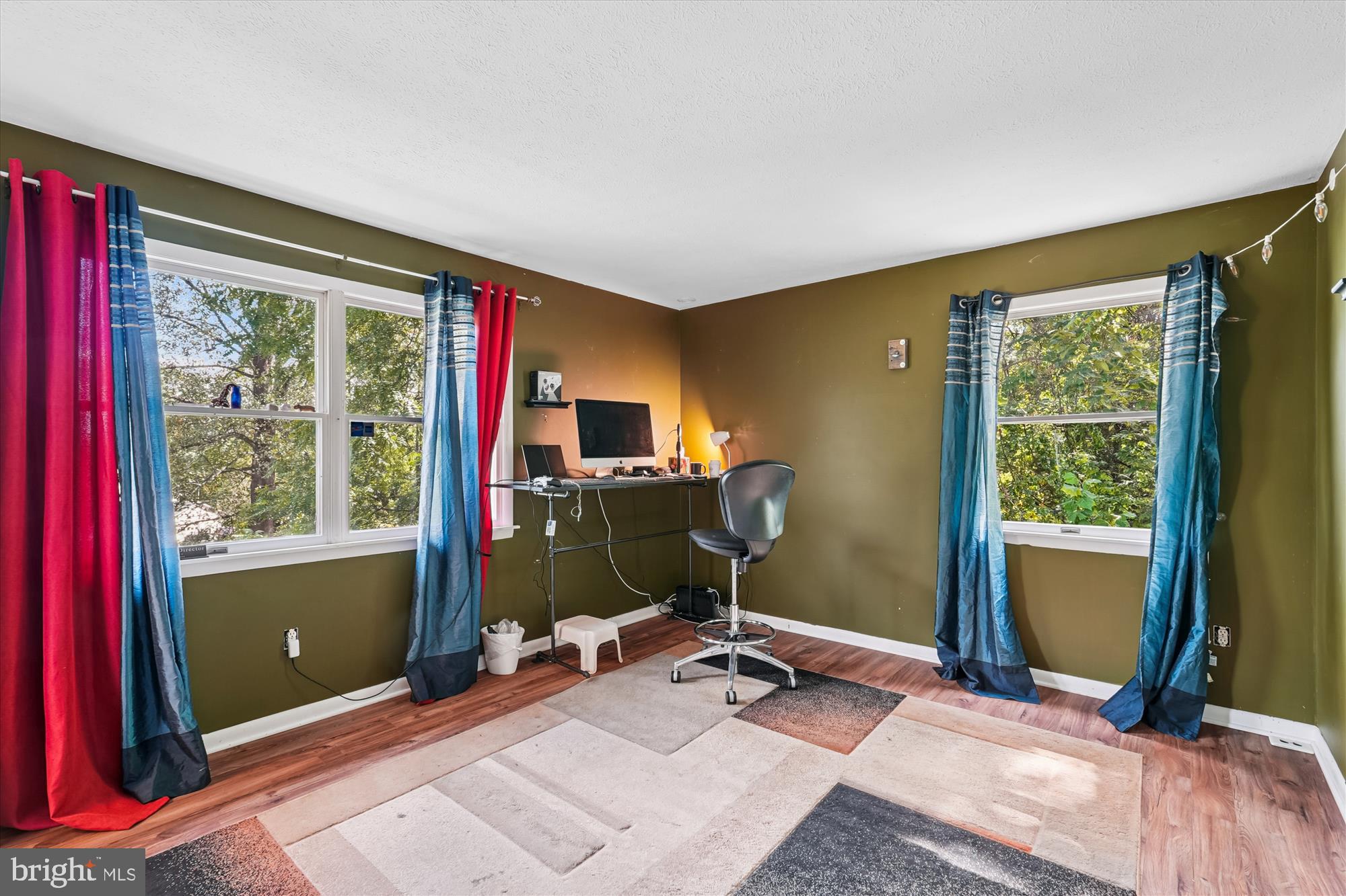 CRESCENT HILLS ESTATES - Residential