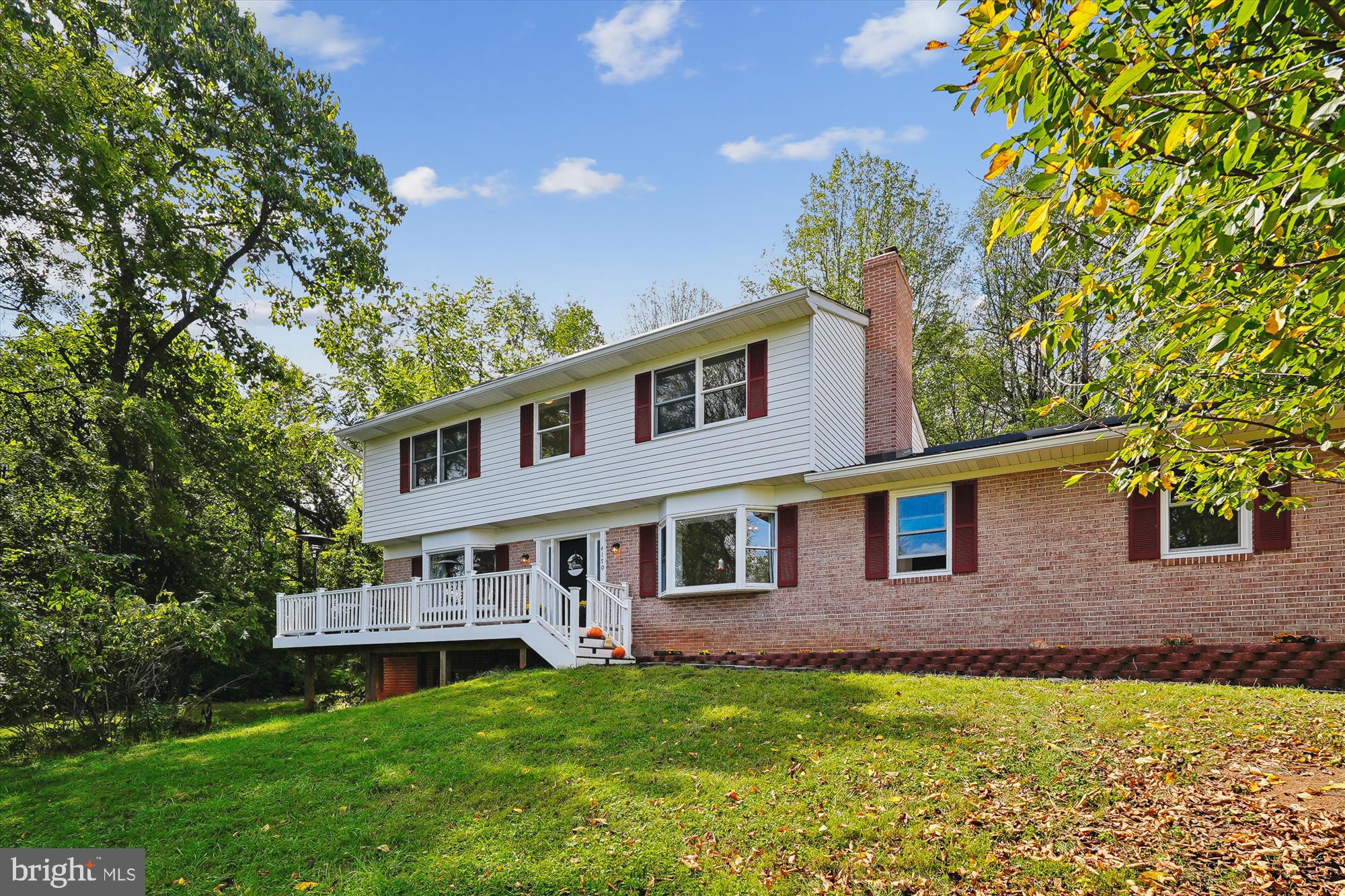 CRESCENT HILLS ESTATES - Residential