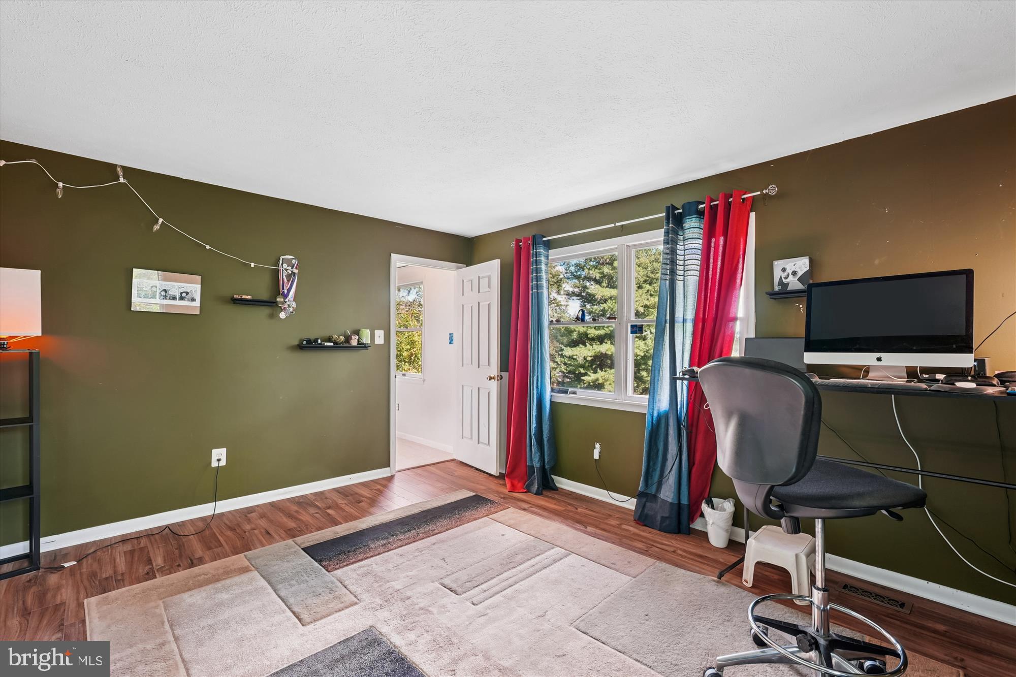 CRESCENT HILLS ESTATES - Residential