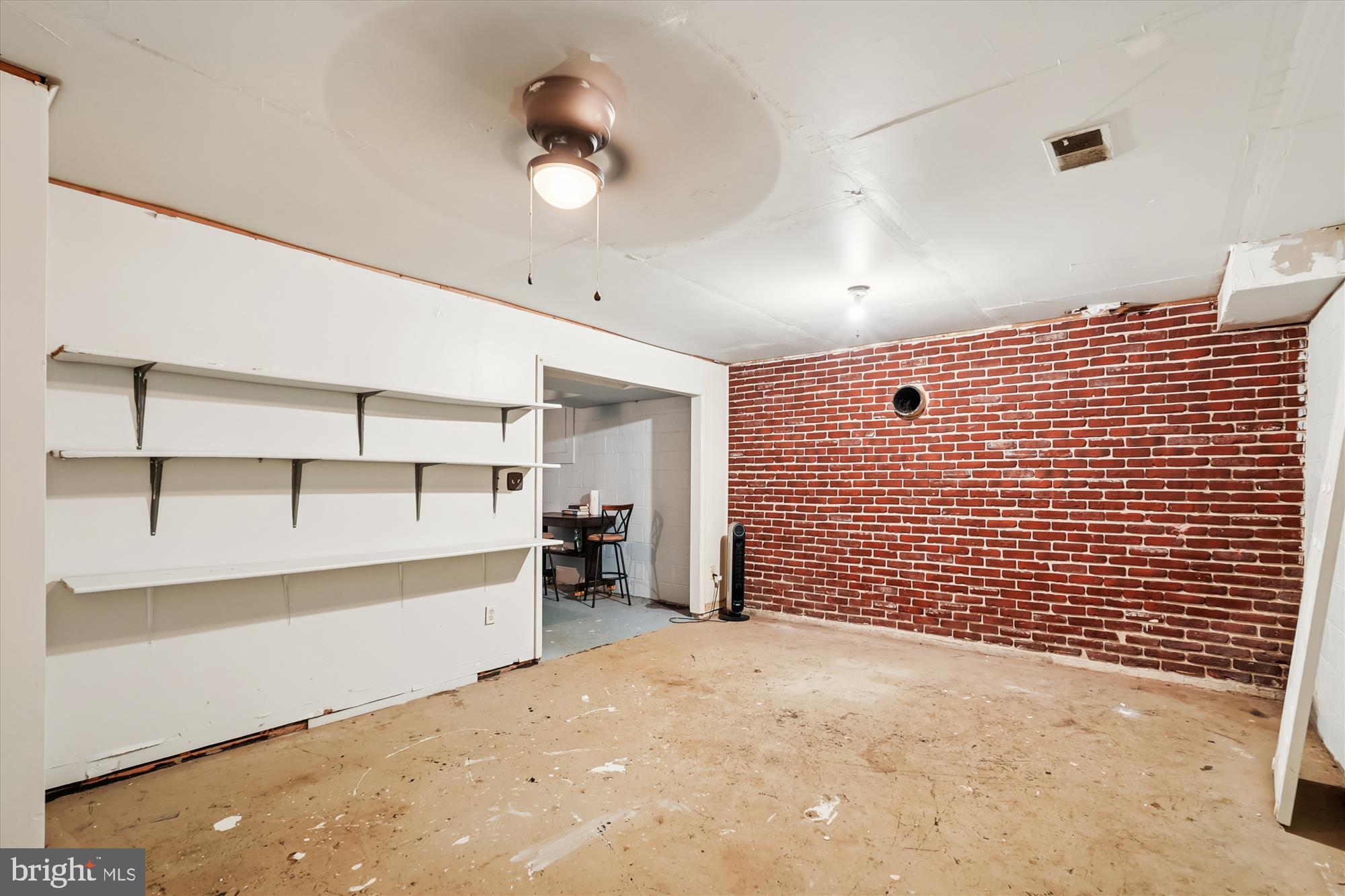 CRESCENT HILLS ESTATES - Residential