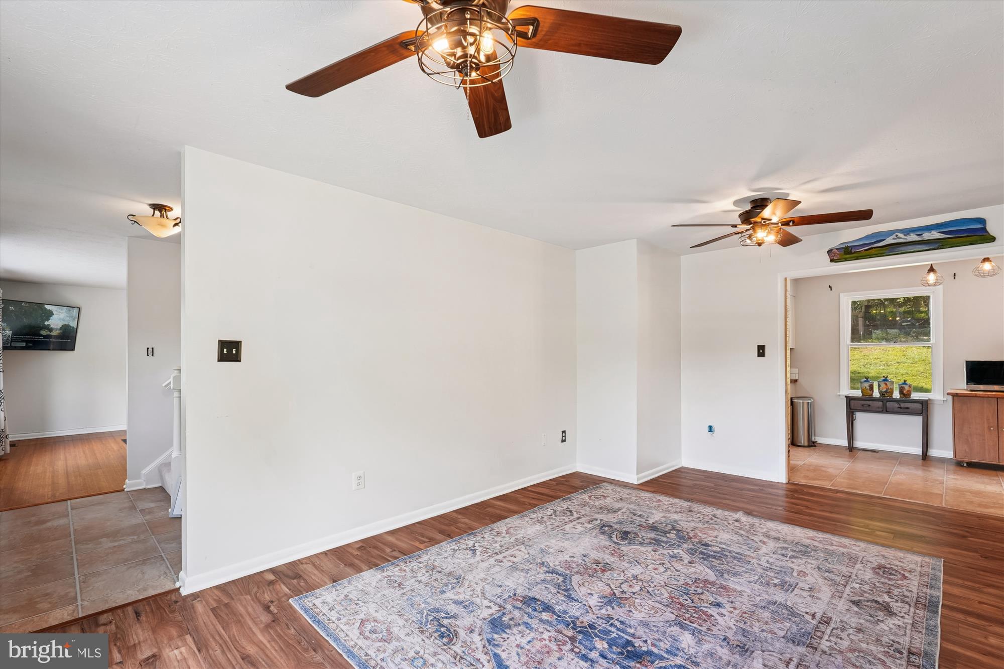 CRESCENT HILLS ESTATES - Residential