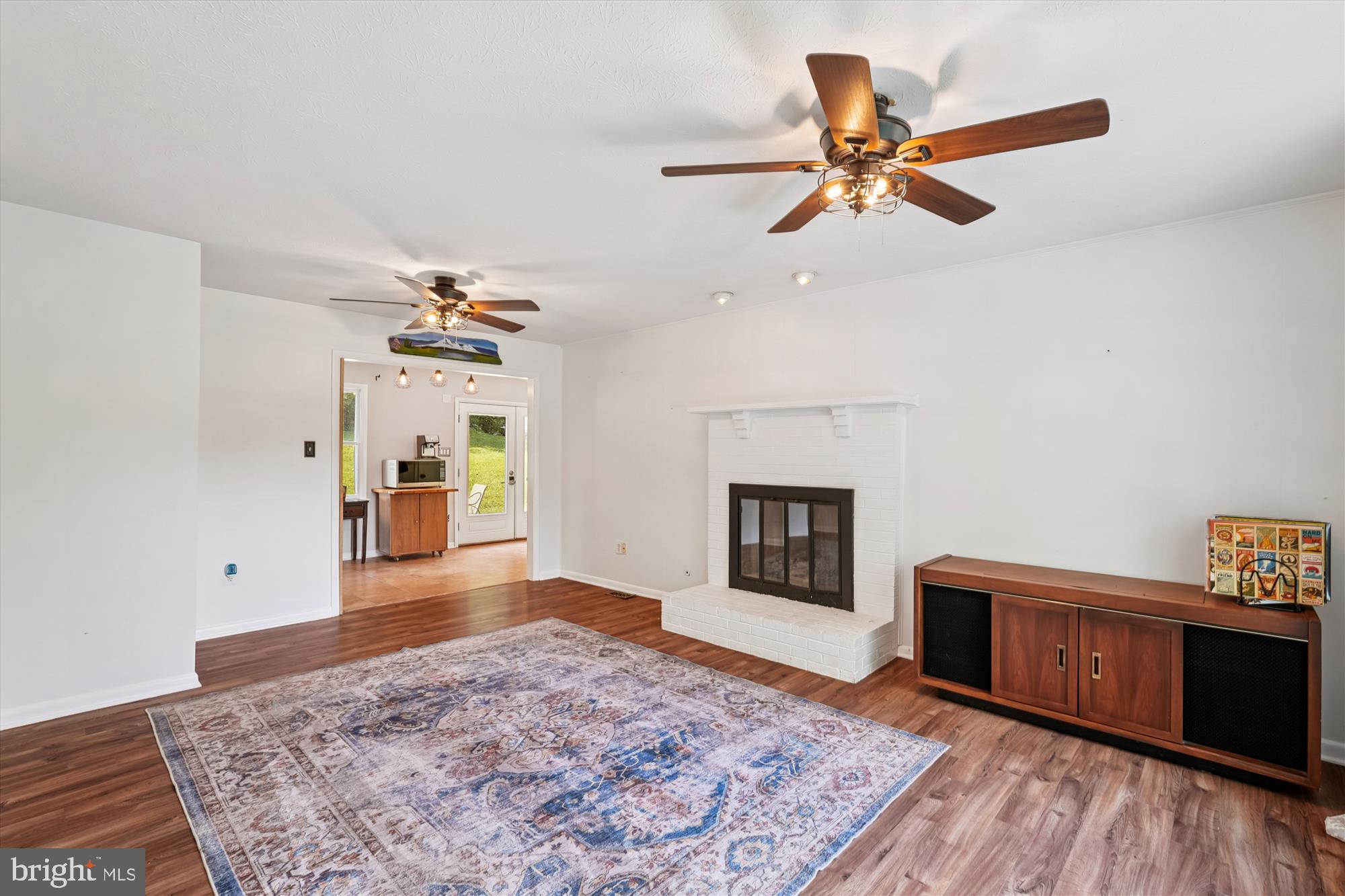 CRESCENT HILLS ESTATES - Residential