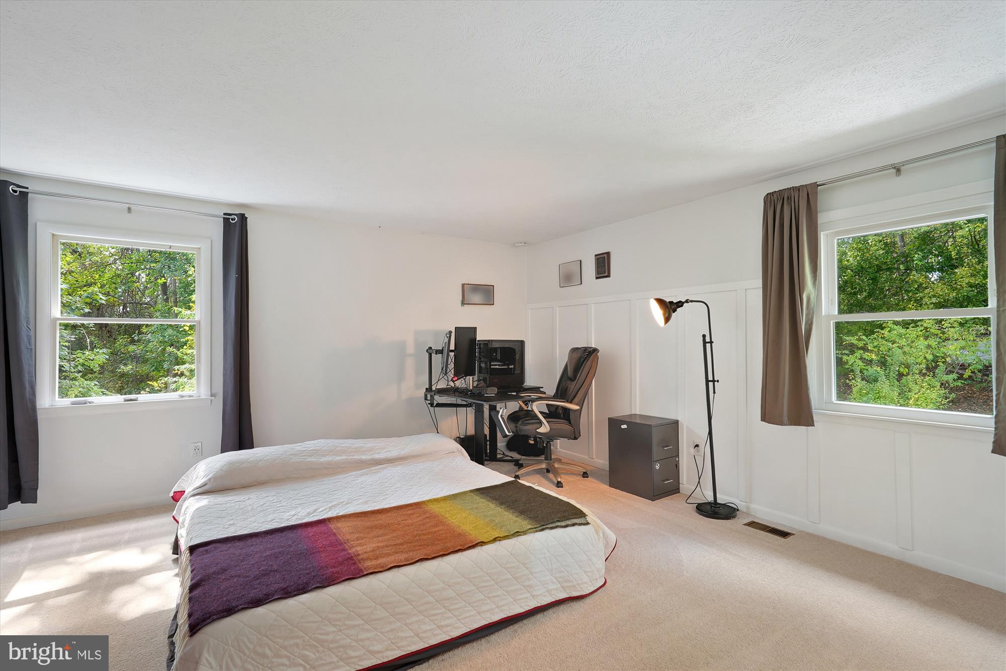 CRESCENT HILLS ESTATES - Residential