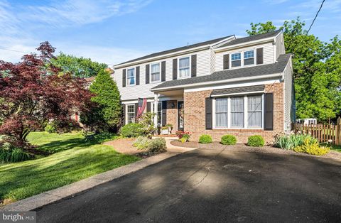 14 AUCHY ROAD ERDENHEIM PA 19038