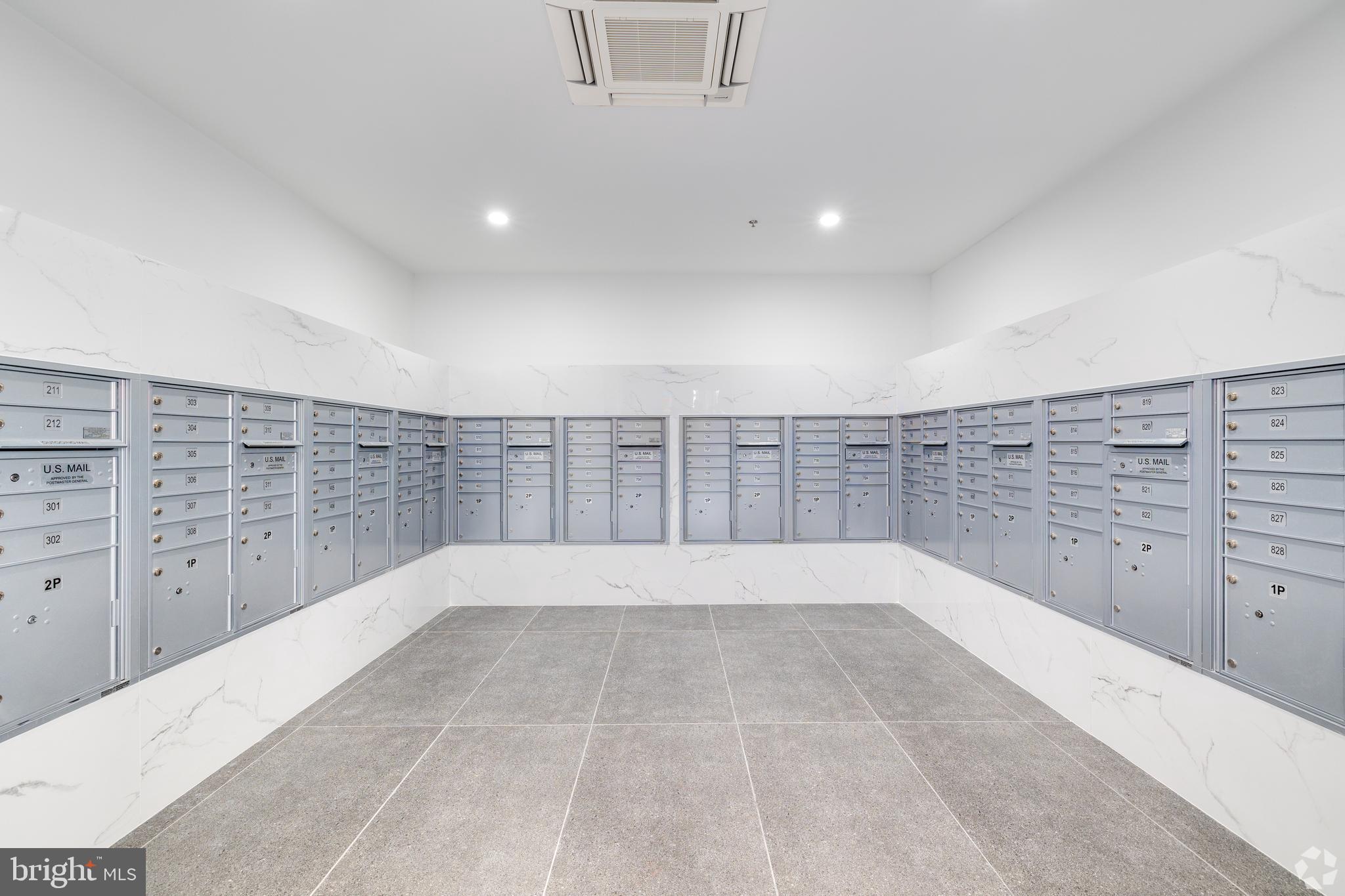 CENTER CITY - Residential Lease