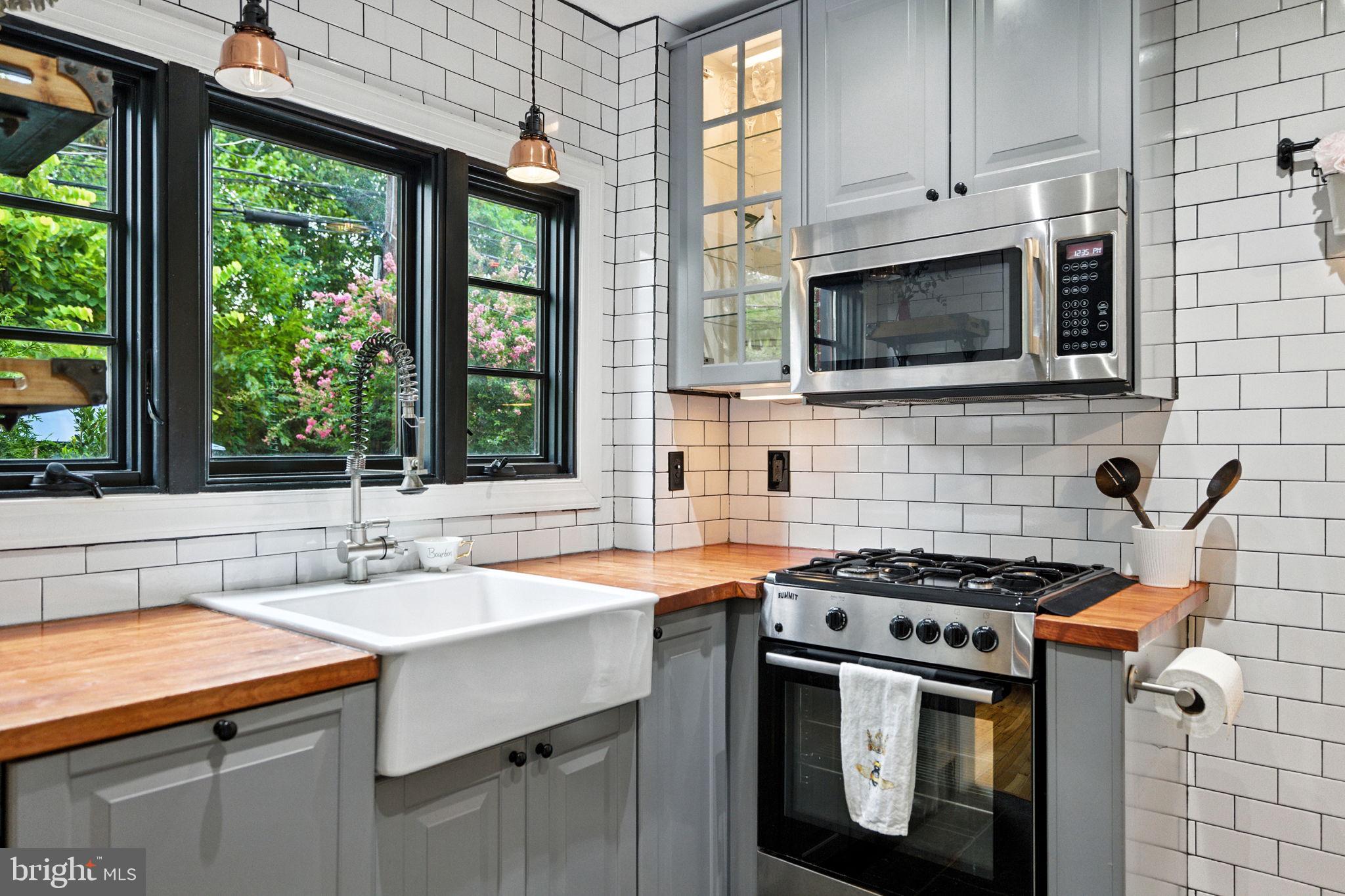 ROSEMONT - Residential