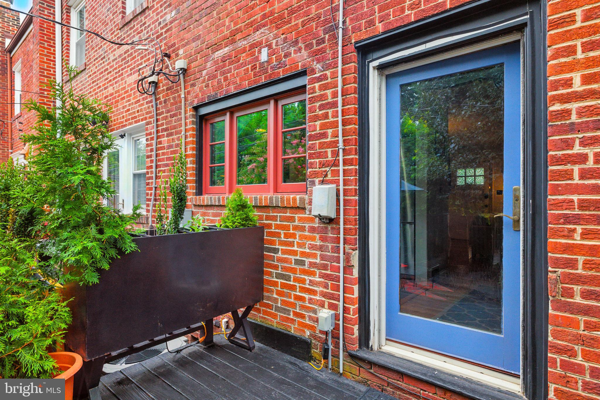 ROSEMONT - Residential