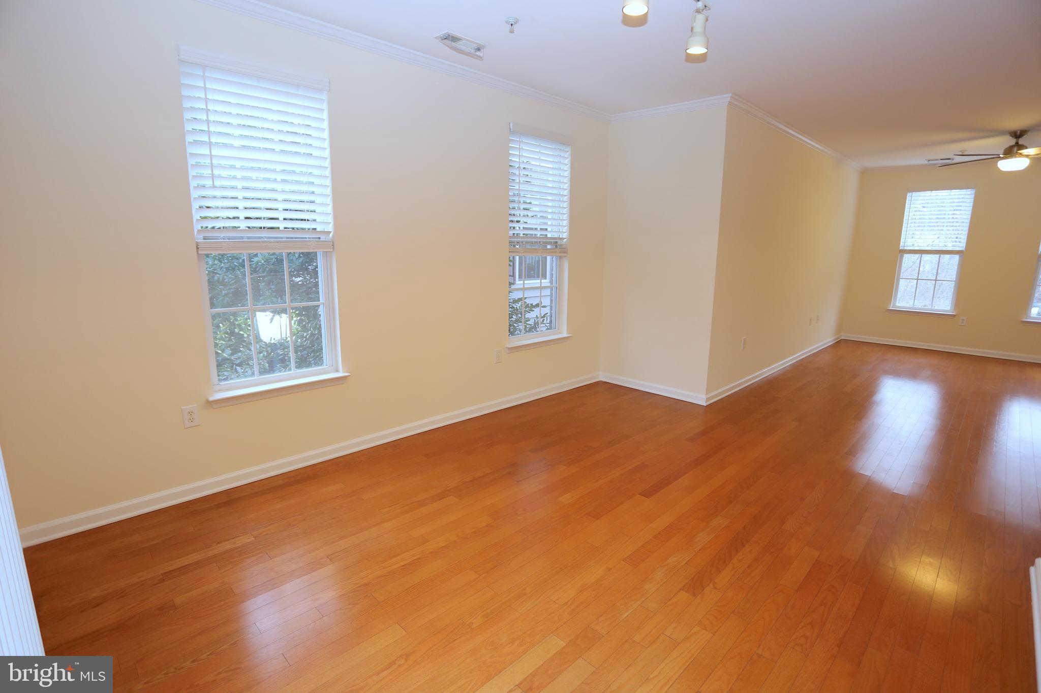 KING FARM - Residential Lease