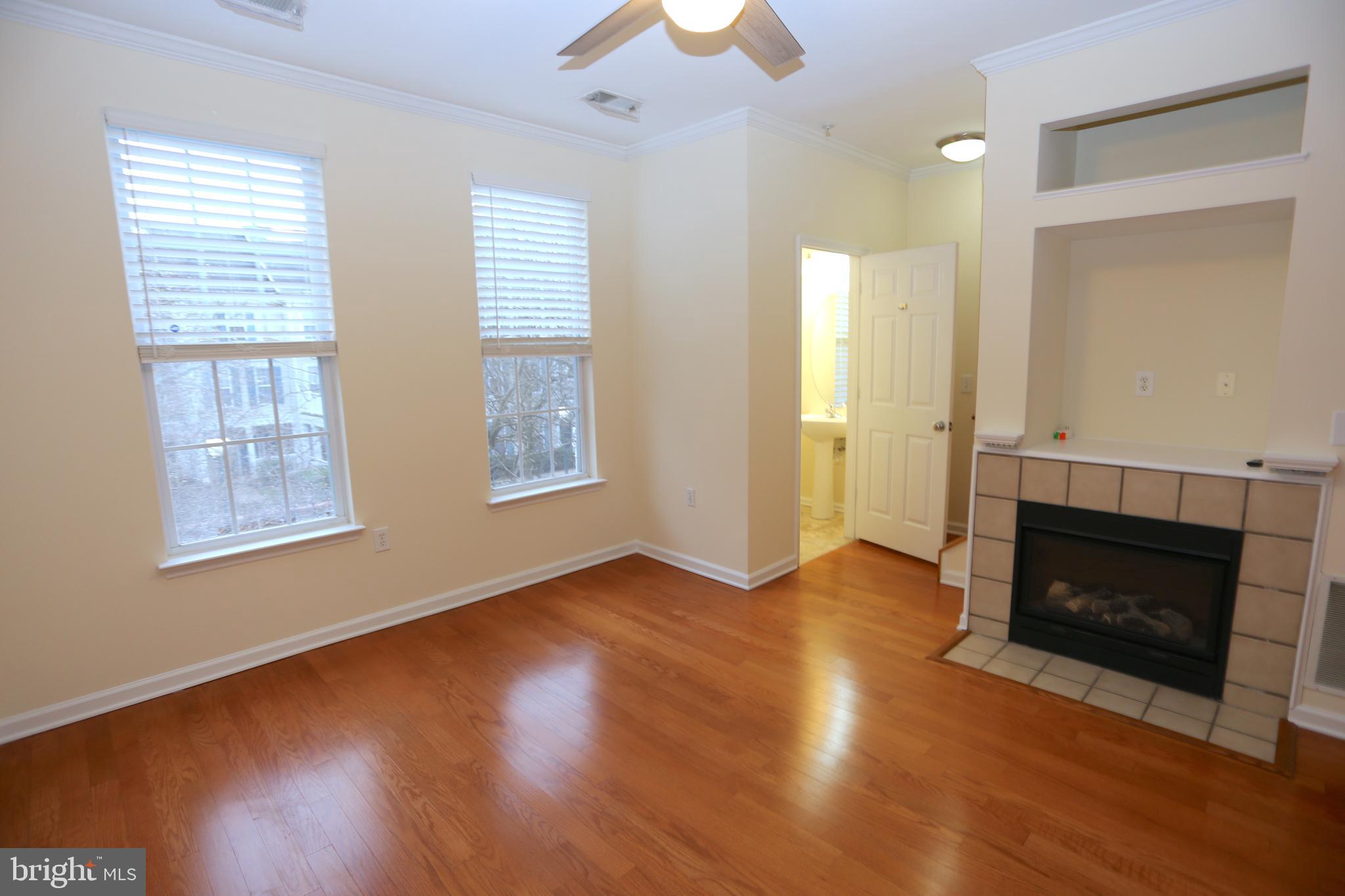 KING FARM - Residential Lease