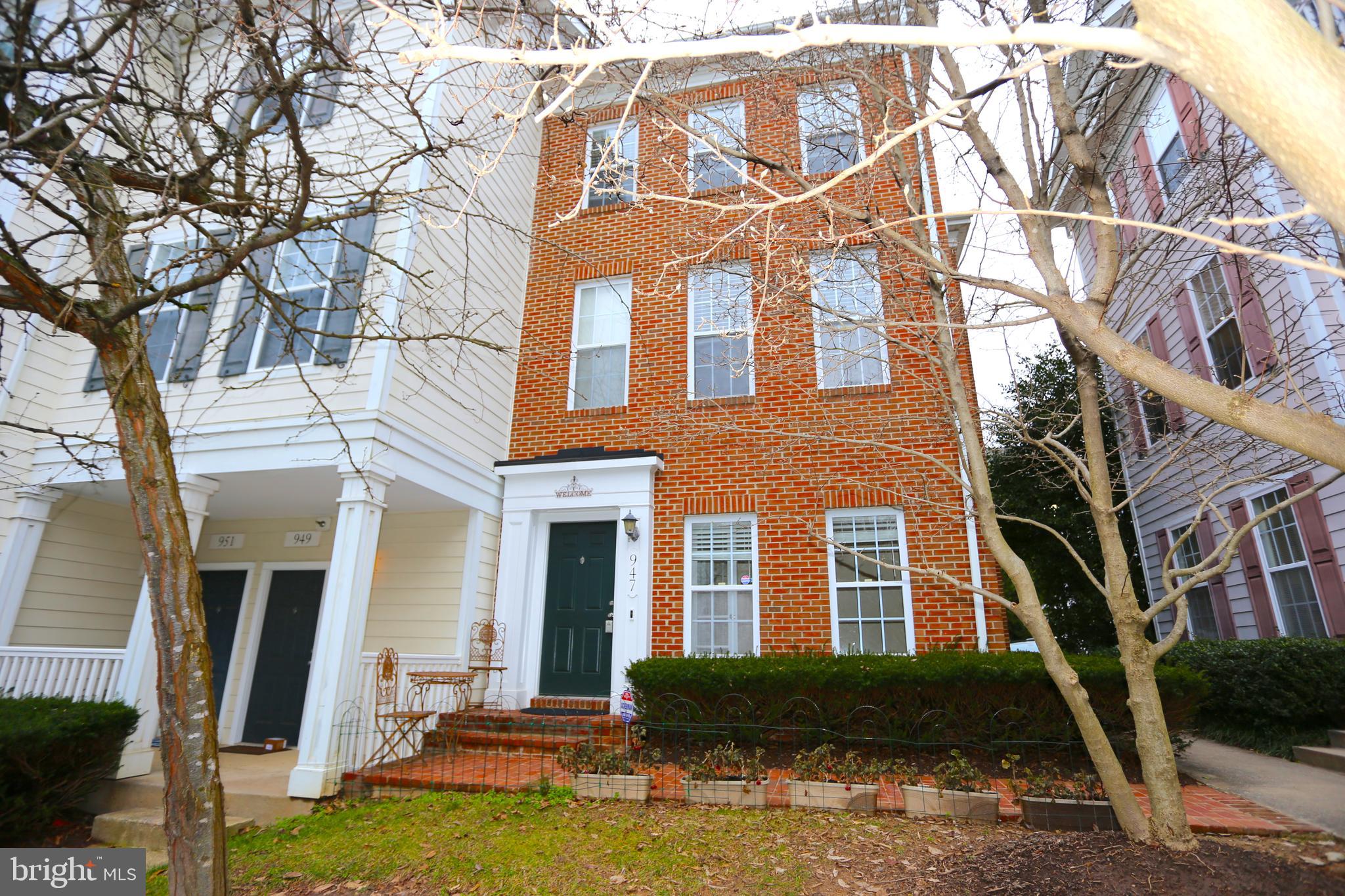 KING FARM - Residential Lease