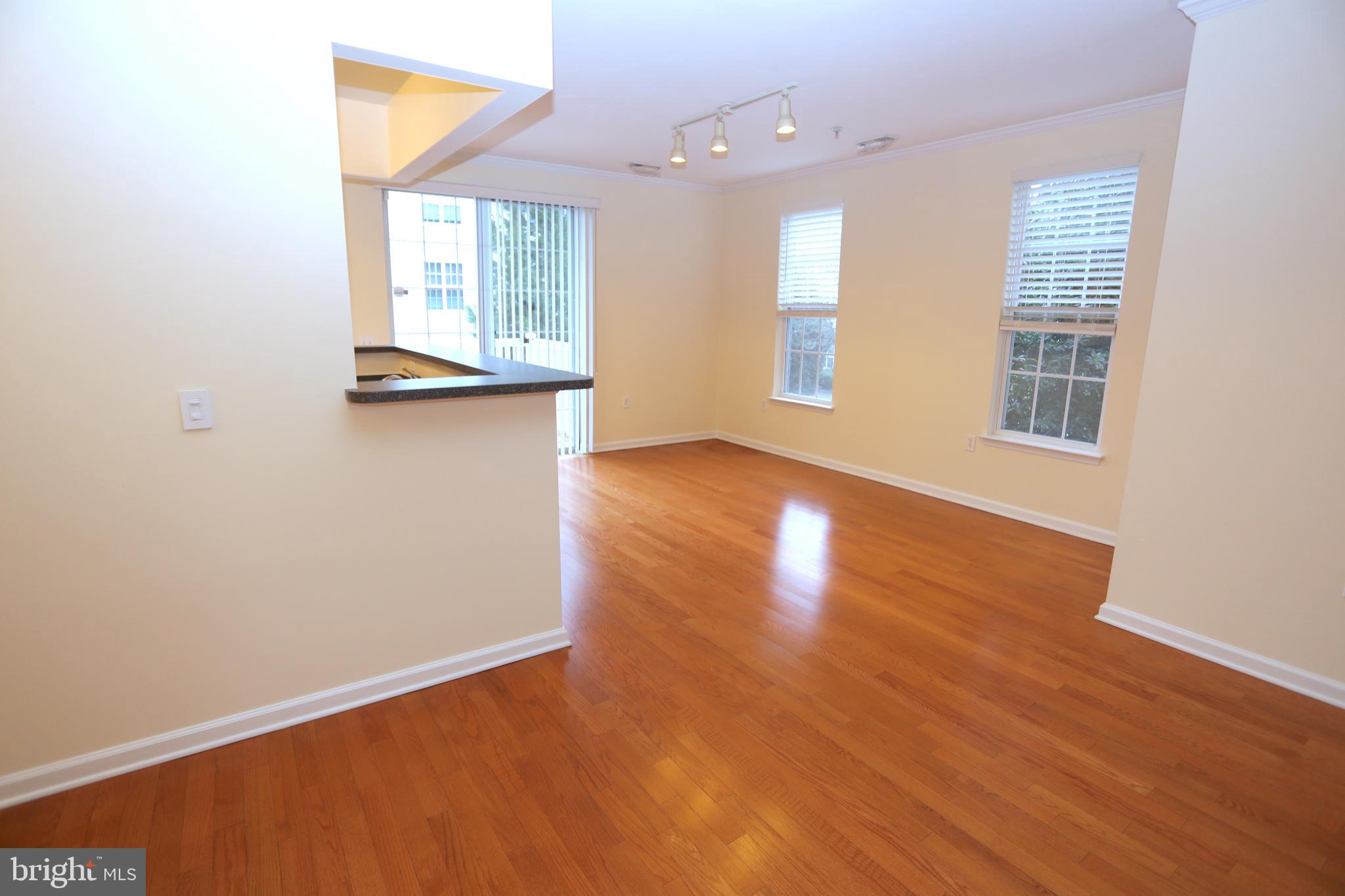 KING FARM - Residential Lease