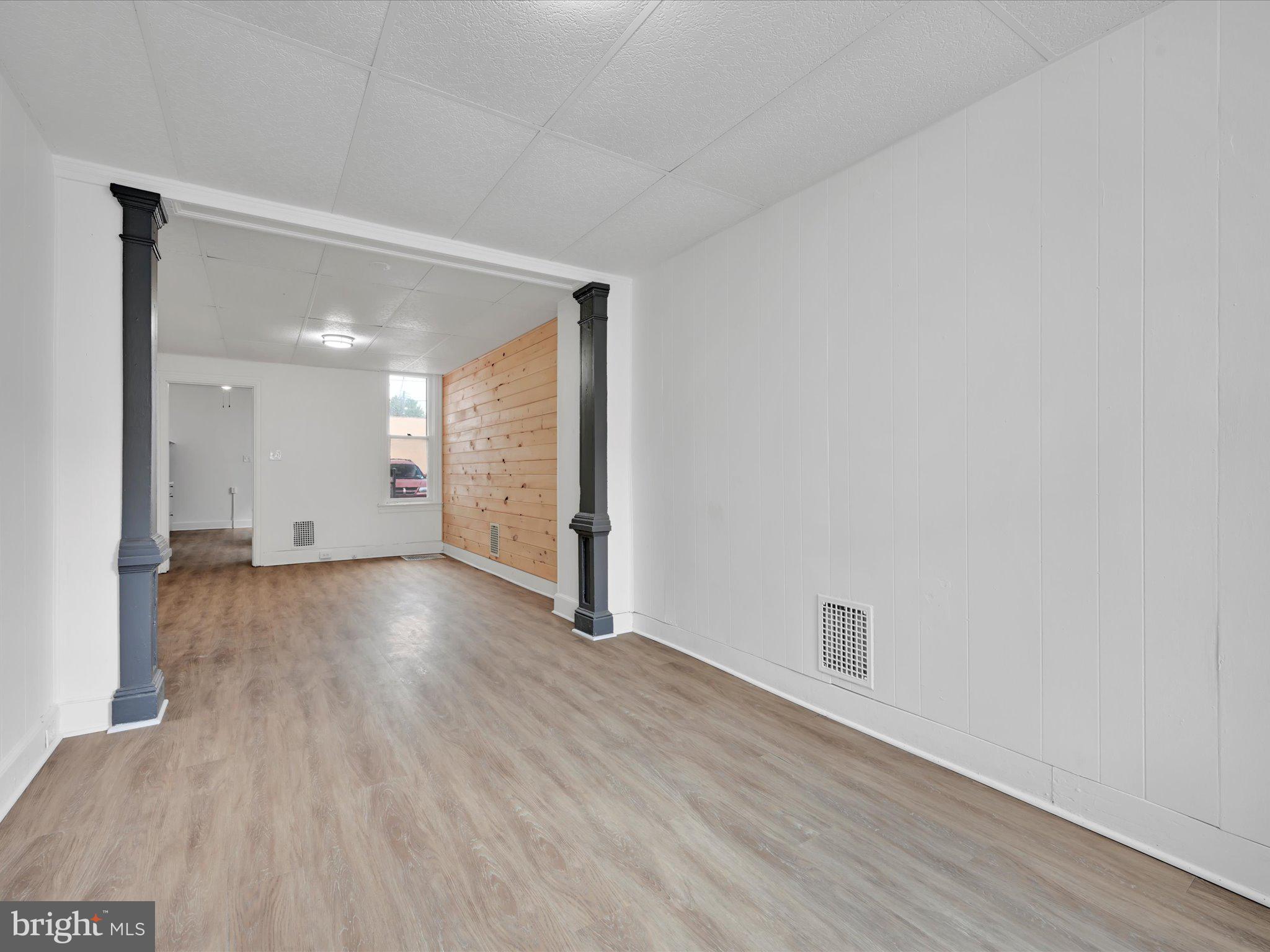 WEST YORK - Residential