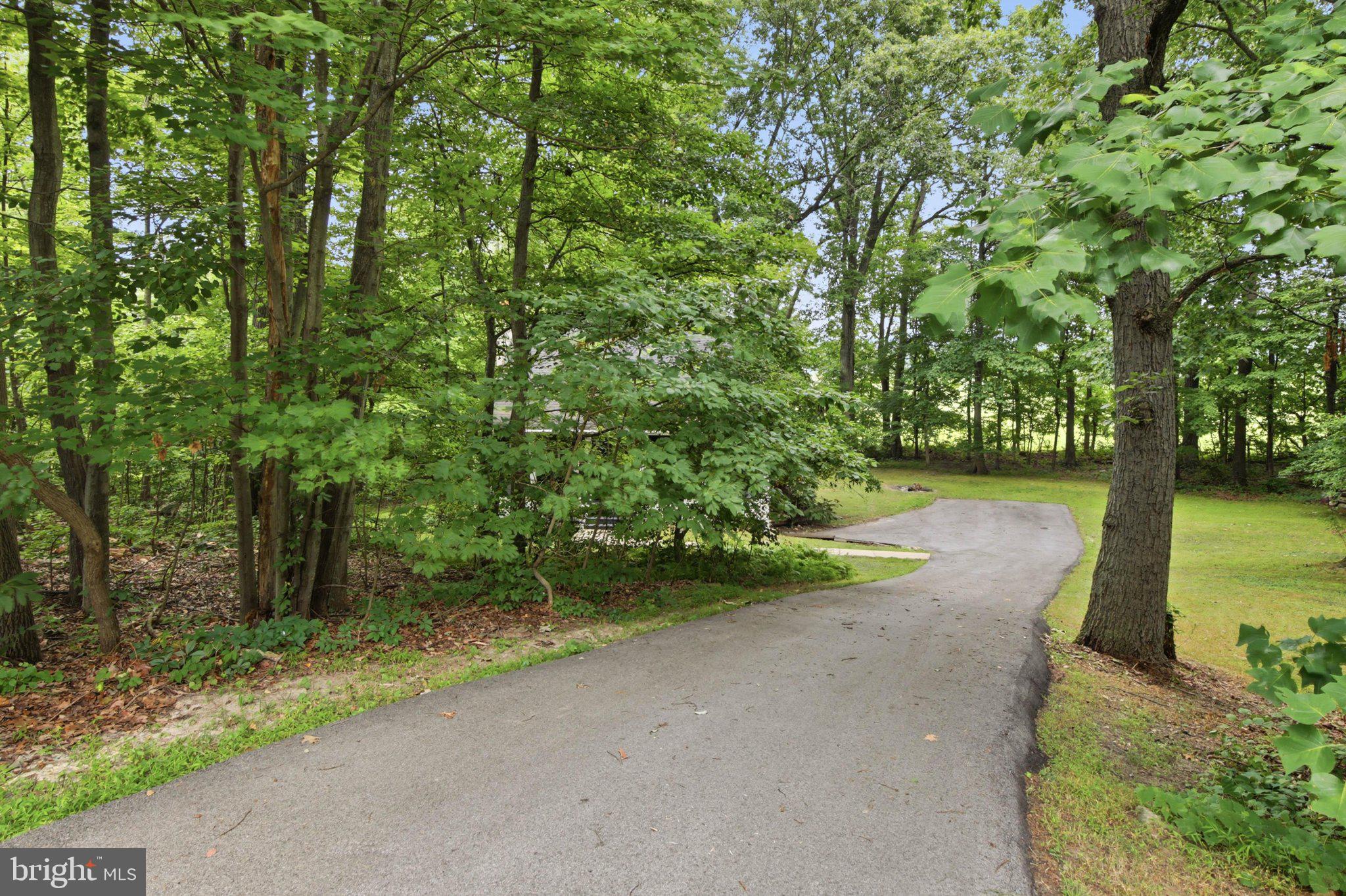 9 ROCKLAND WAY