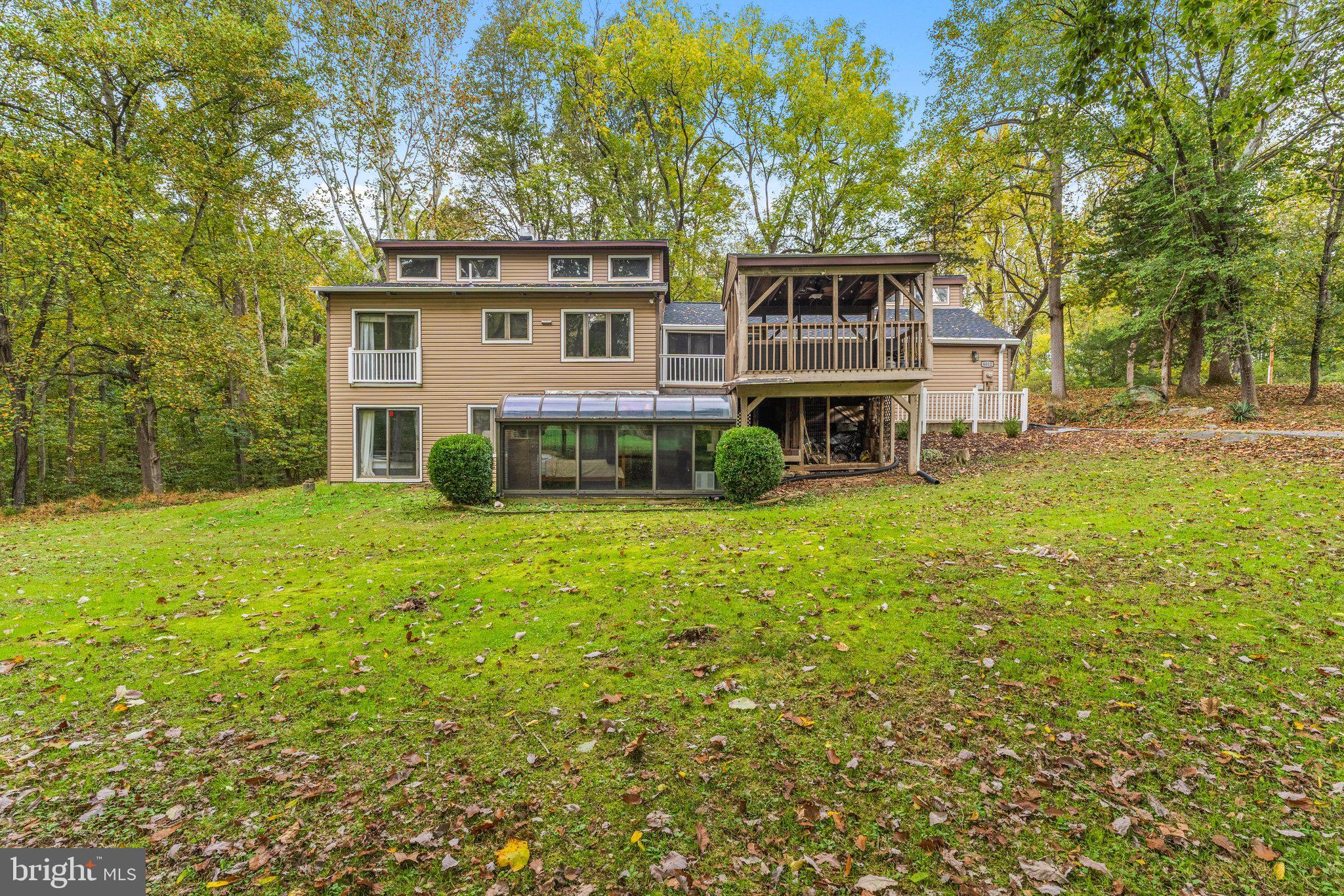 6012 RIVER ROAD