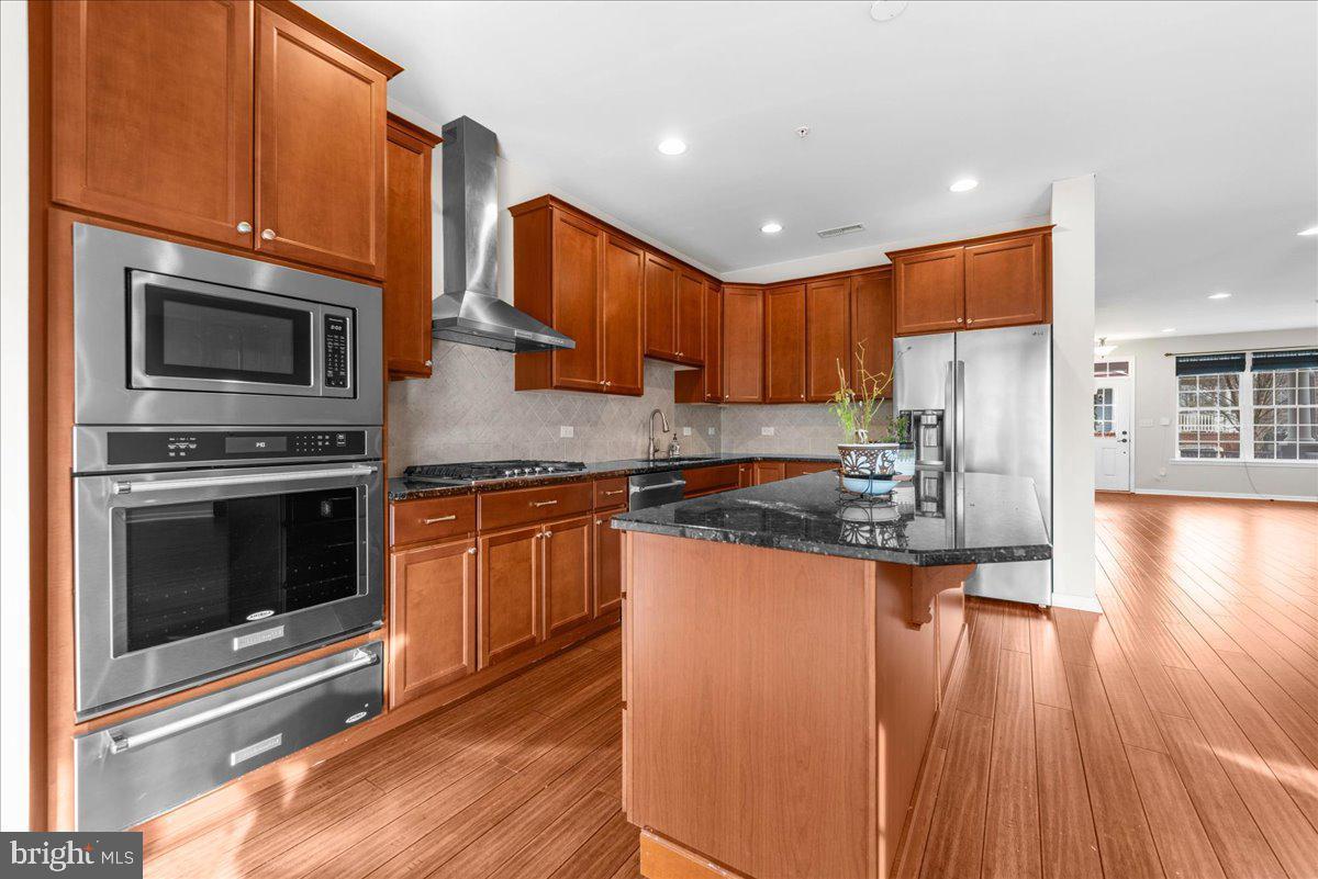 SPRING OAK - Residential