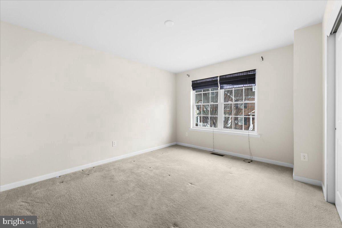 SPRING OAK - Residential