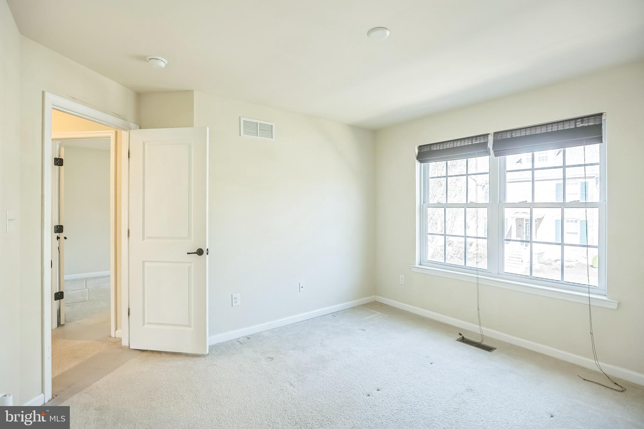 SPRING OAK - Residential