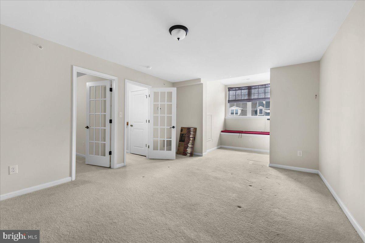 SPRING OAK - Residential