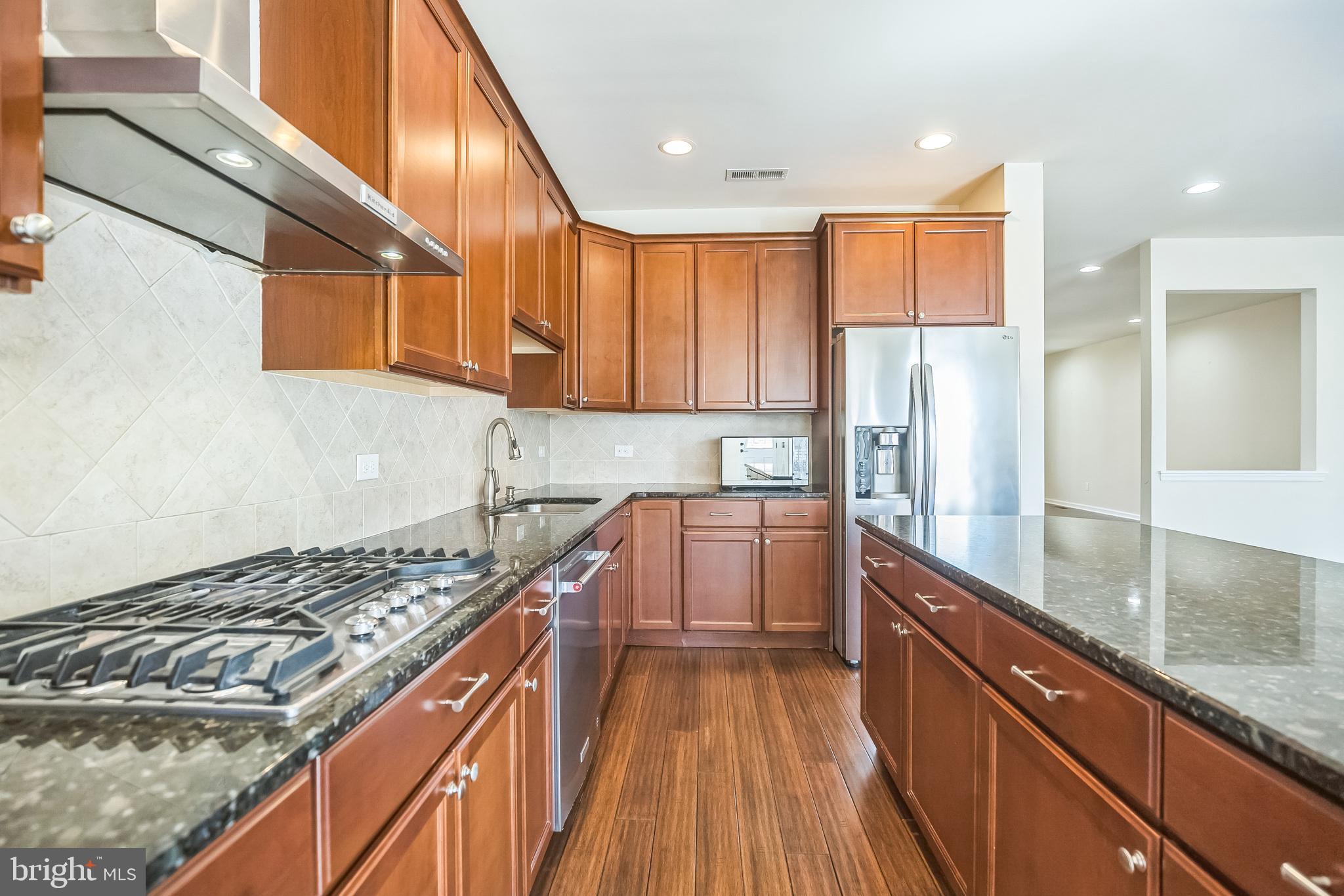 SPRING OAK - Residential