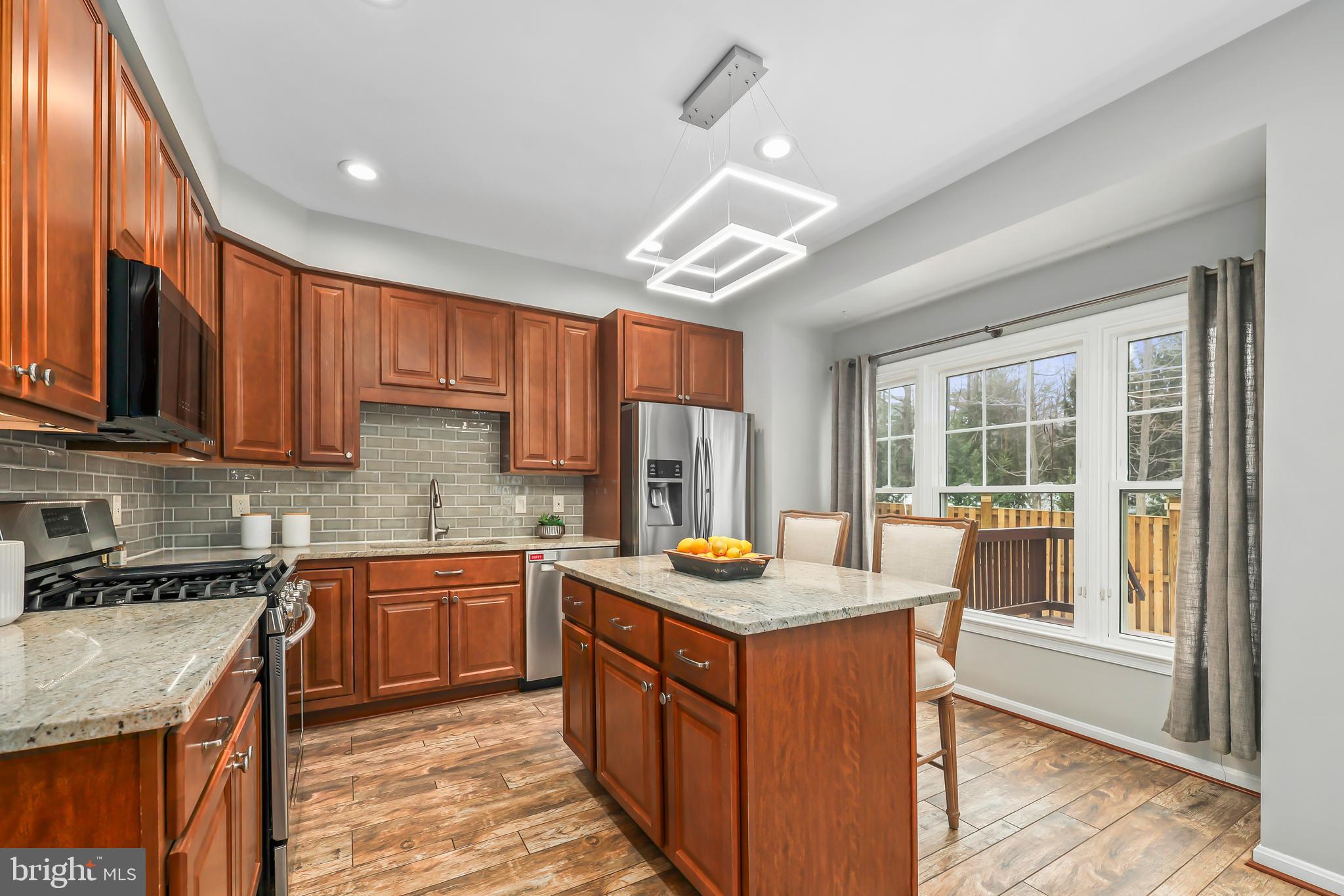 WEATHERSTONE - Residential