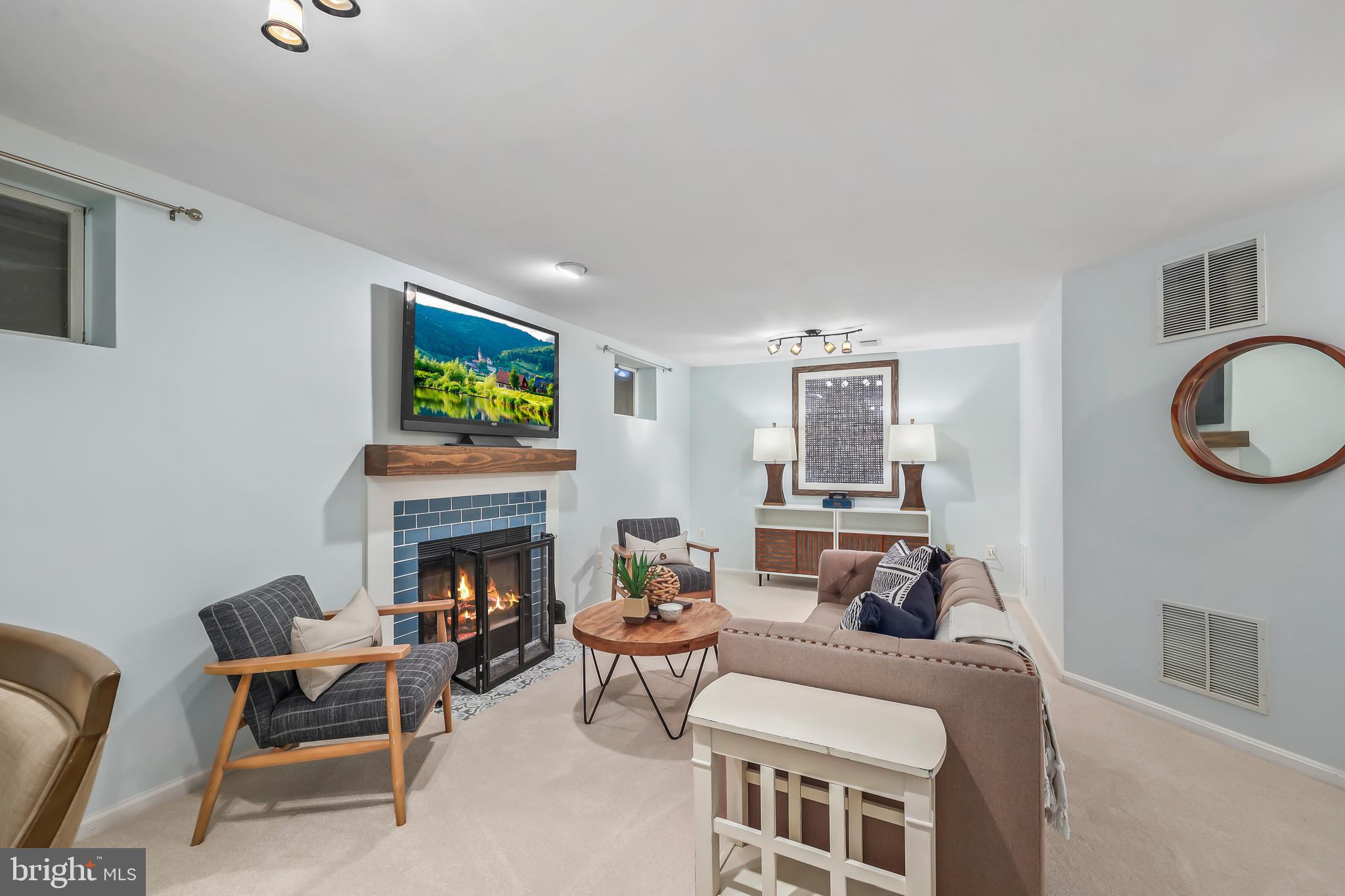 WEATHERSTONE - Residential