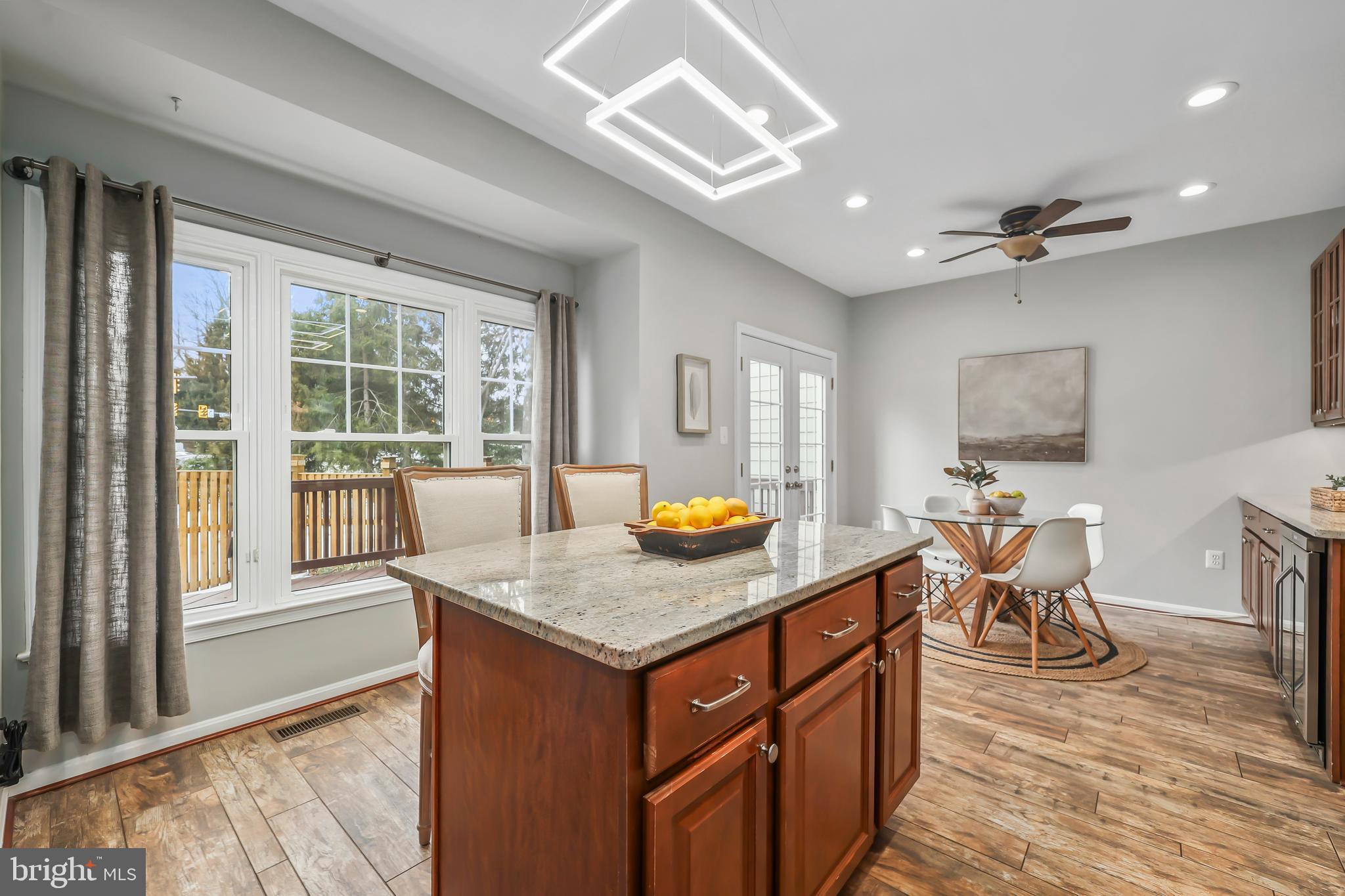 WEATHERSTONE - Residential