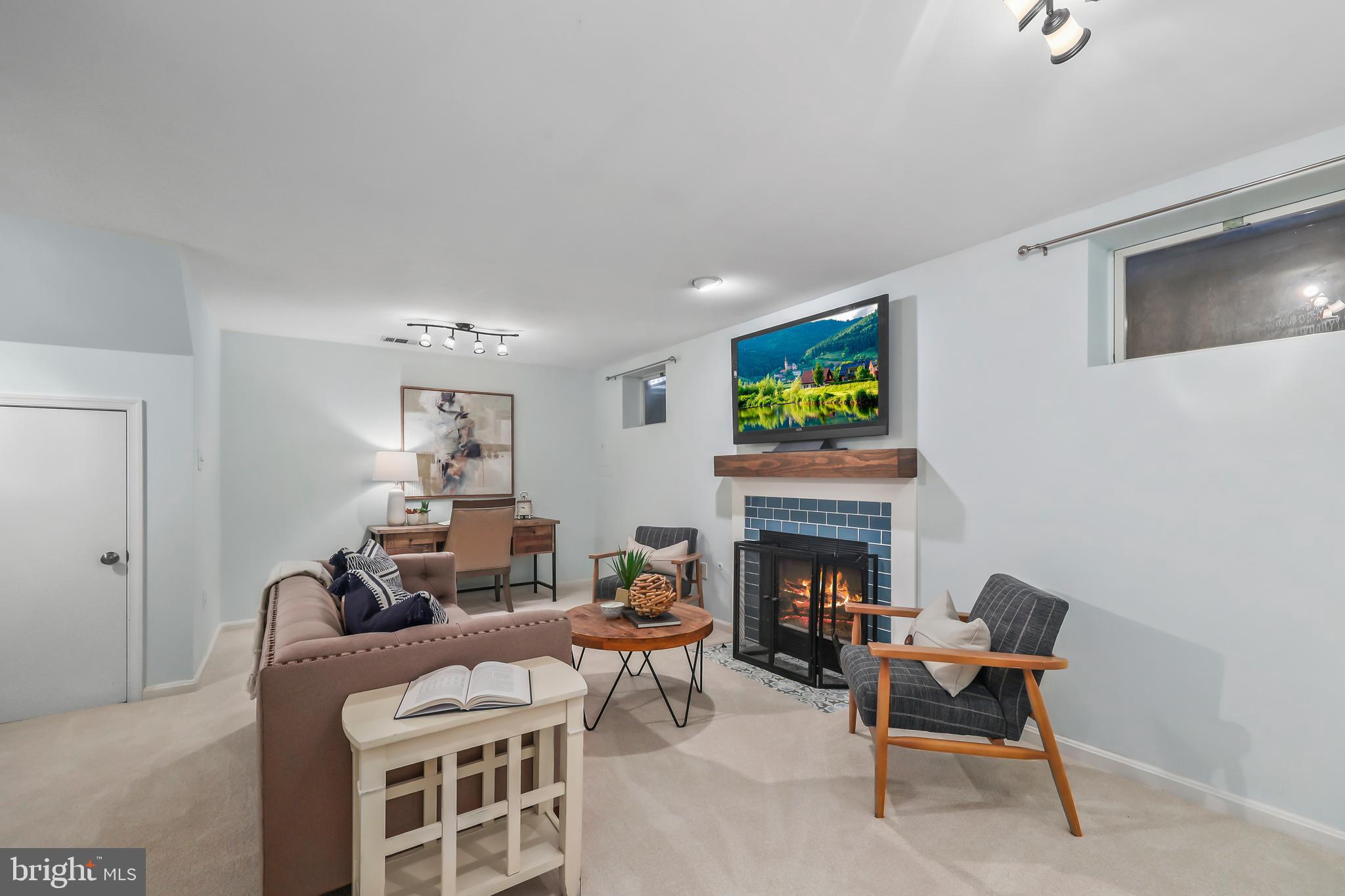 WEATHERSTONE - Residential