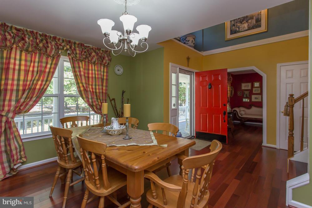 SIX LAKES WEST - Residential