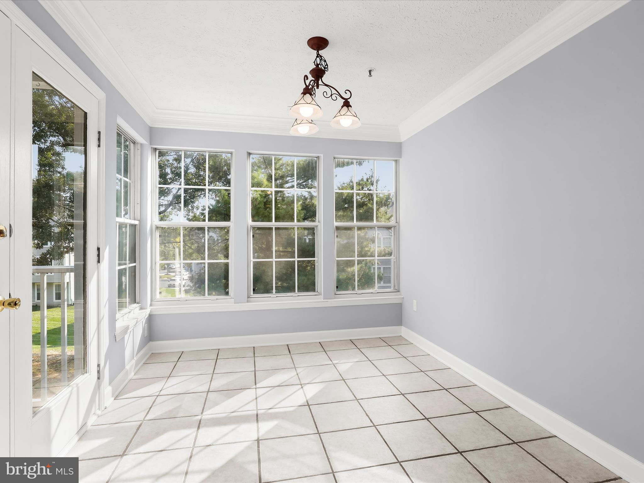 RIVERSIDE - Residential