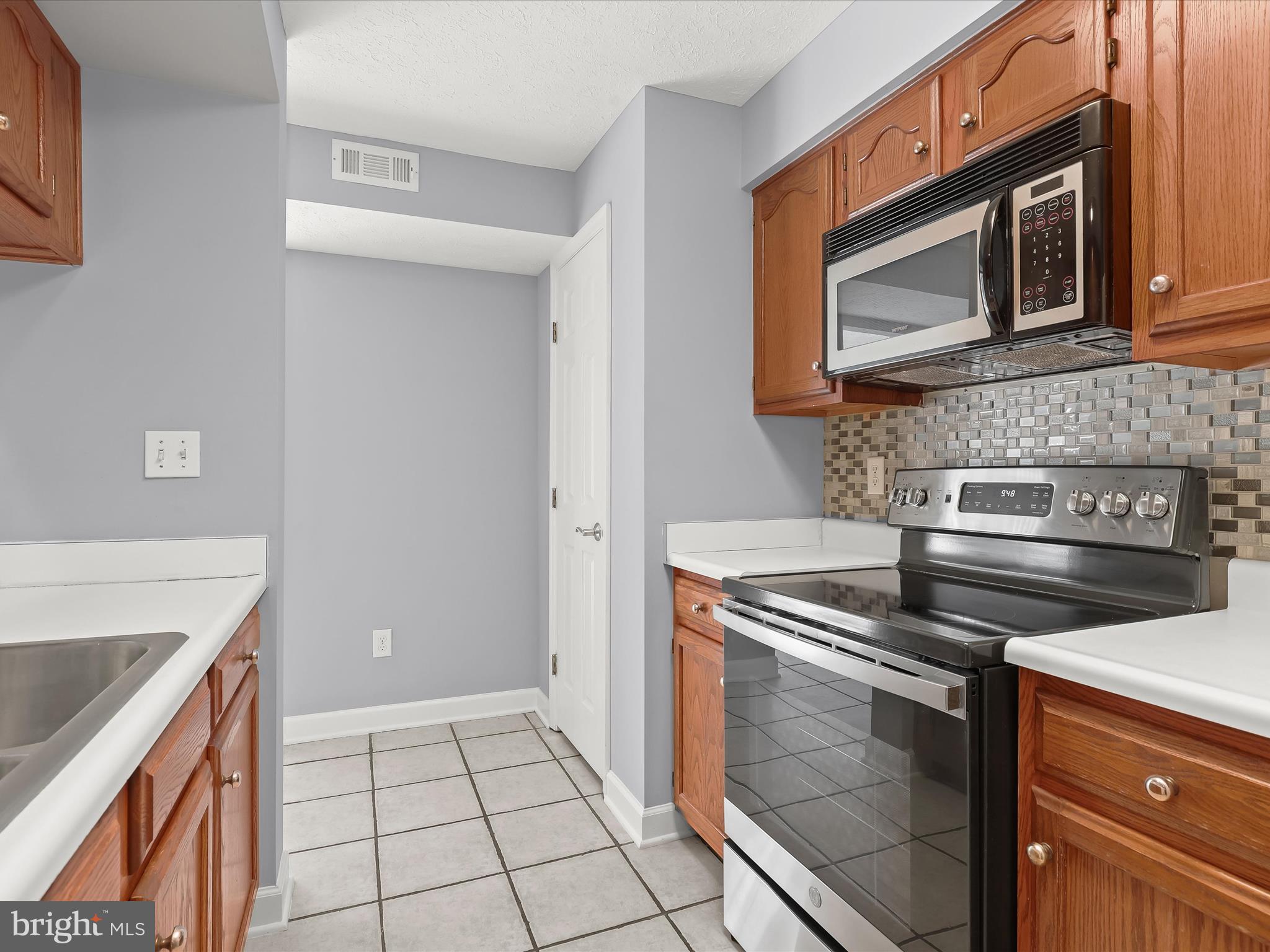 RIVERSIDE - Residential