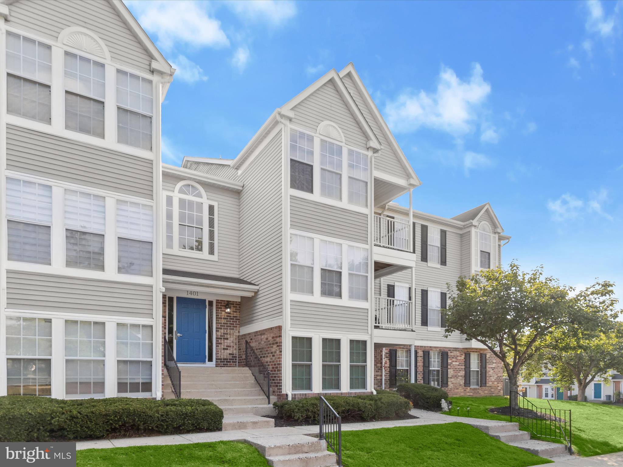 1401 SAGE LANE F 1401-F