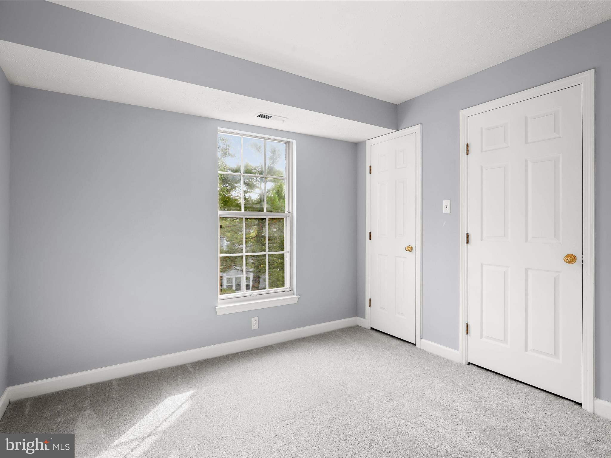 RIVERSIDE - Residential