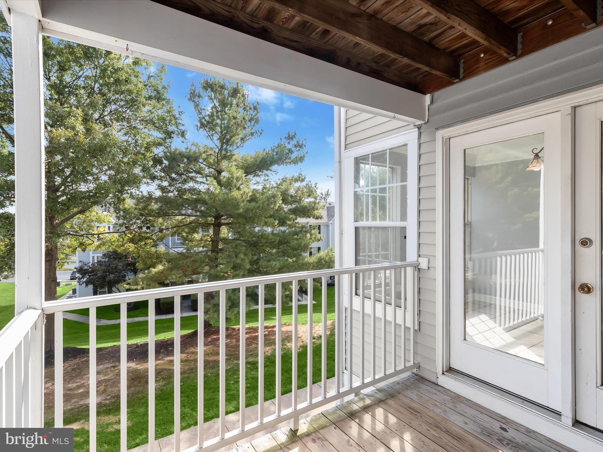 RIVERSIDE - Residential