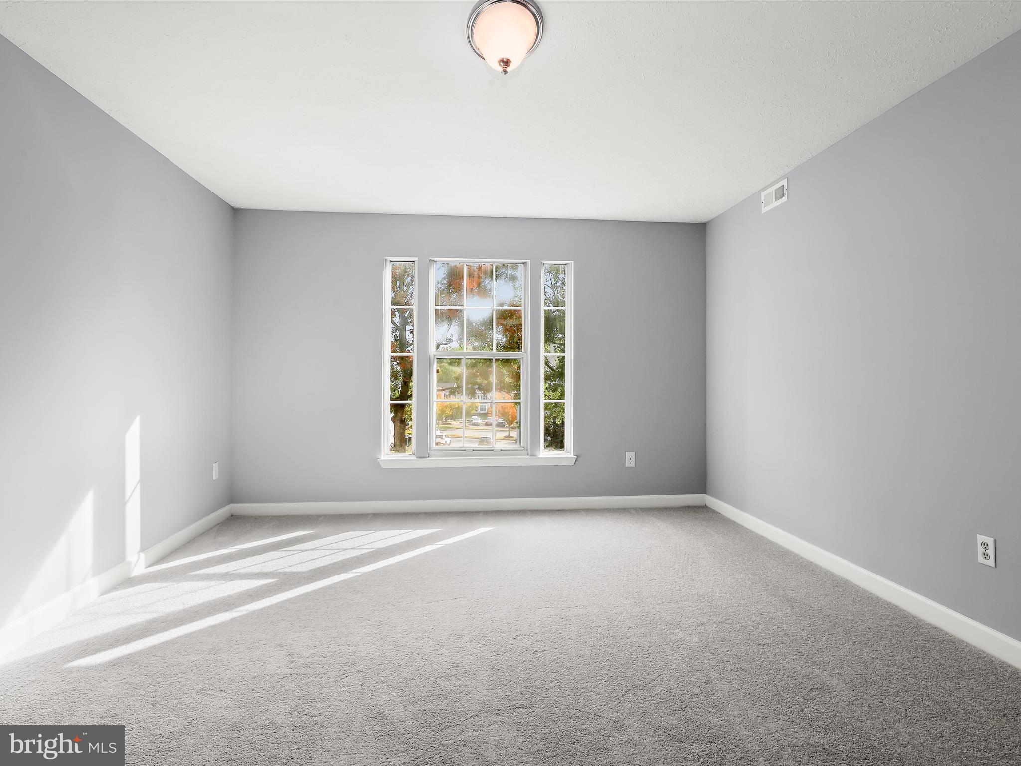 RIVERSIDE - Residential