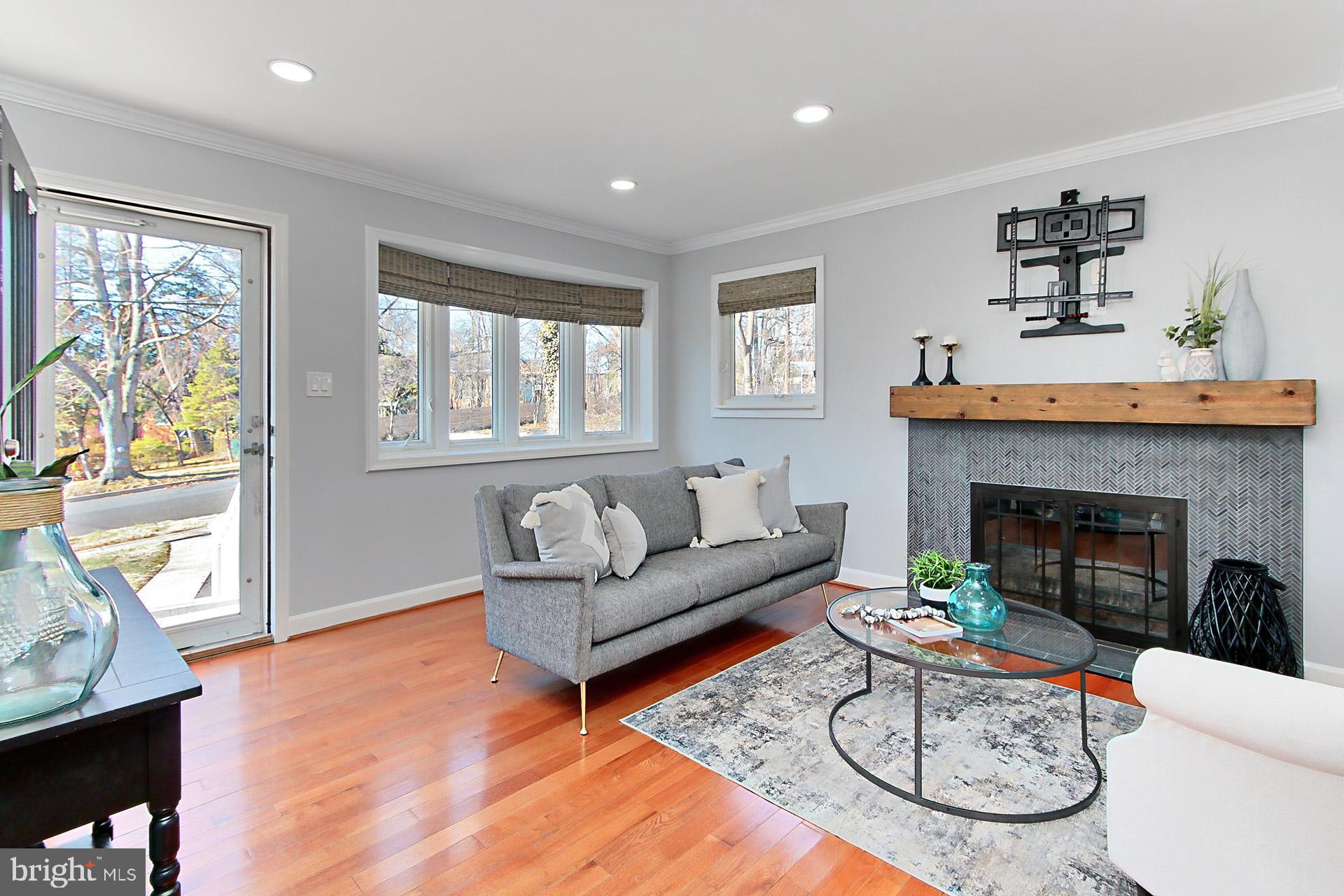 BROYHILL PARK - Residential