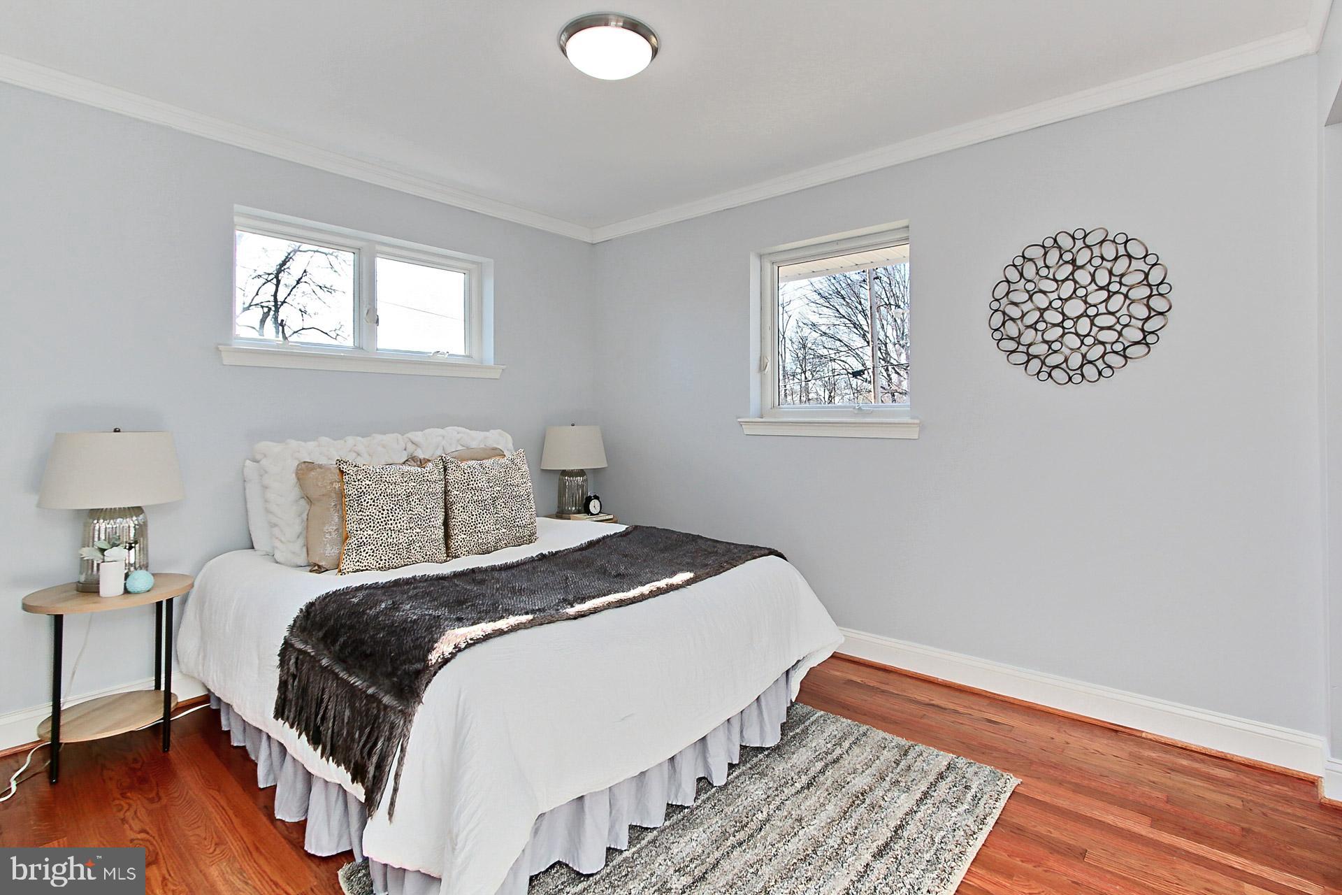 BROYHILL PARK - Residential