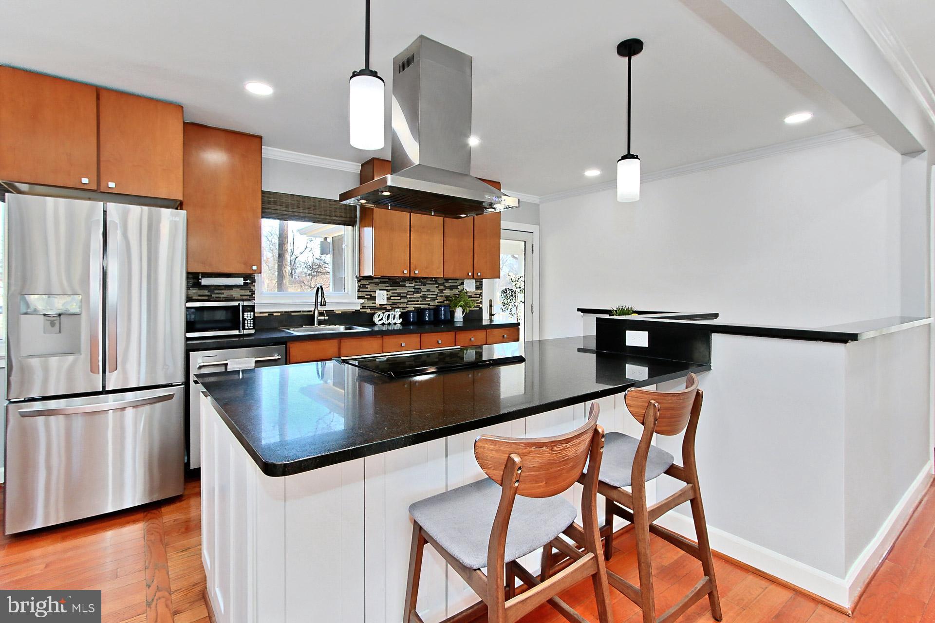 BROYHILL PARK - Residential