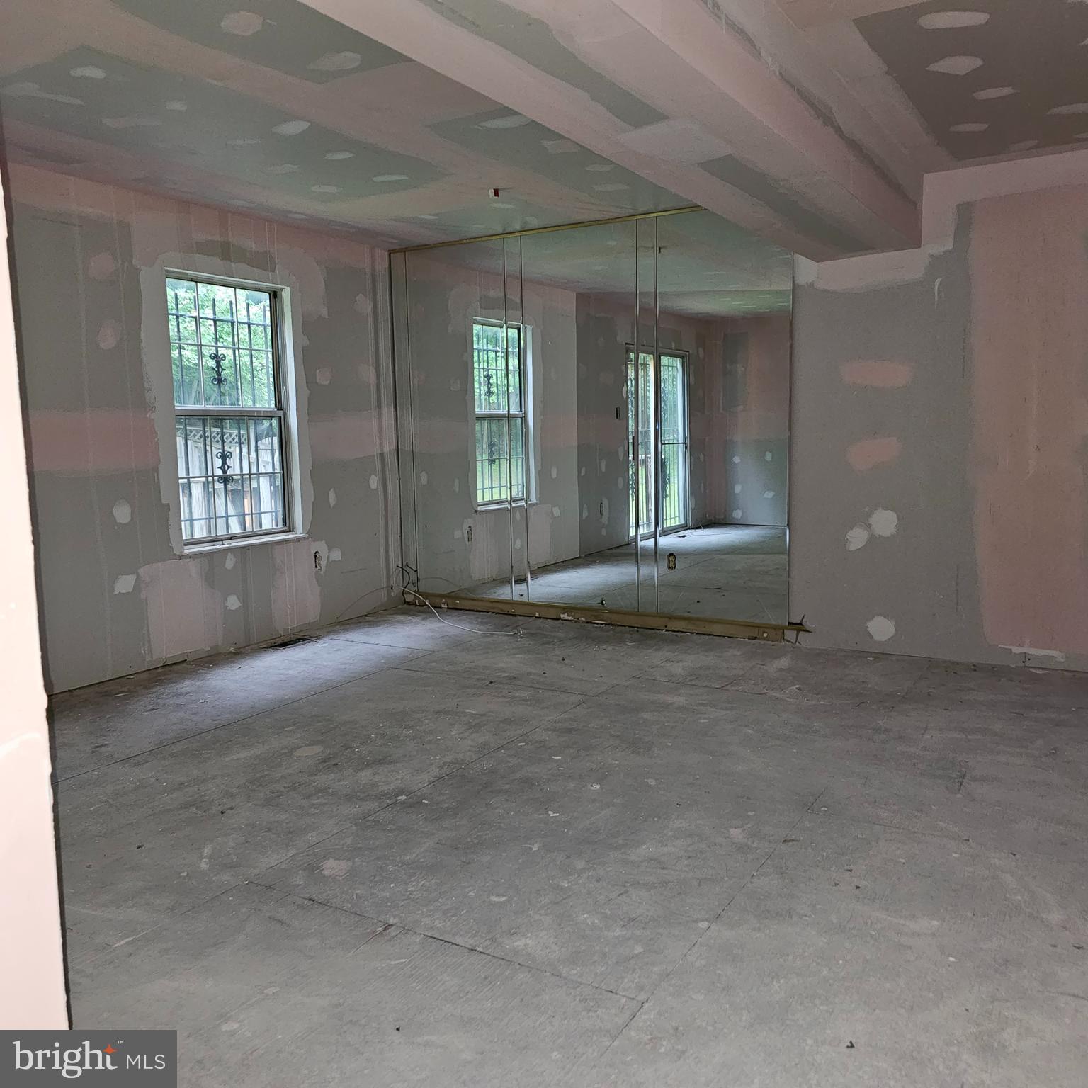 FORESTVILLE PARK - Residential